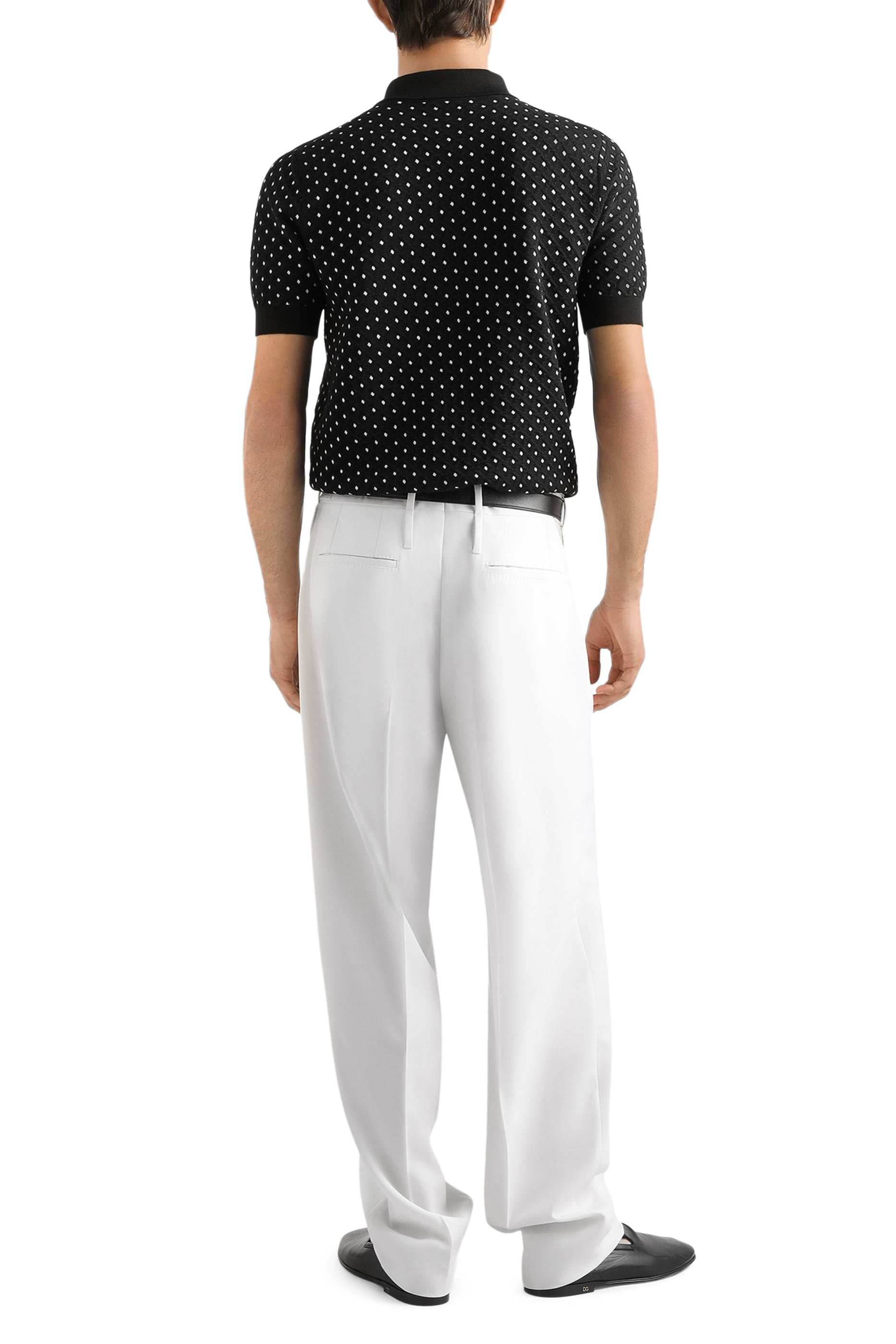 قميص بولو بتفاصيل نقاط صغيرة