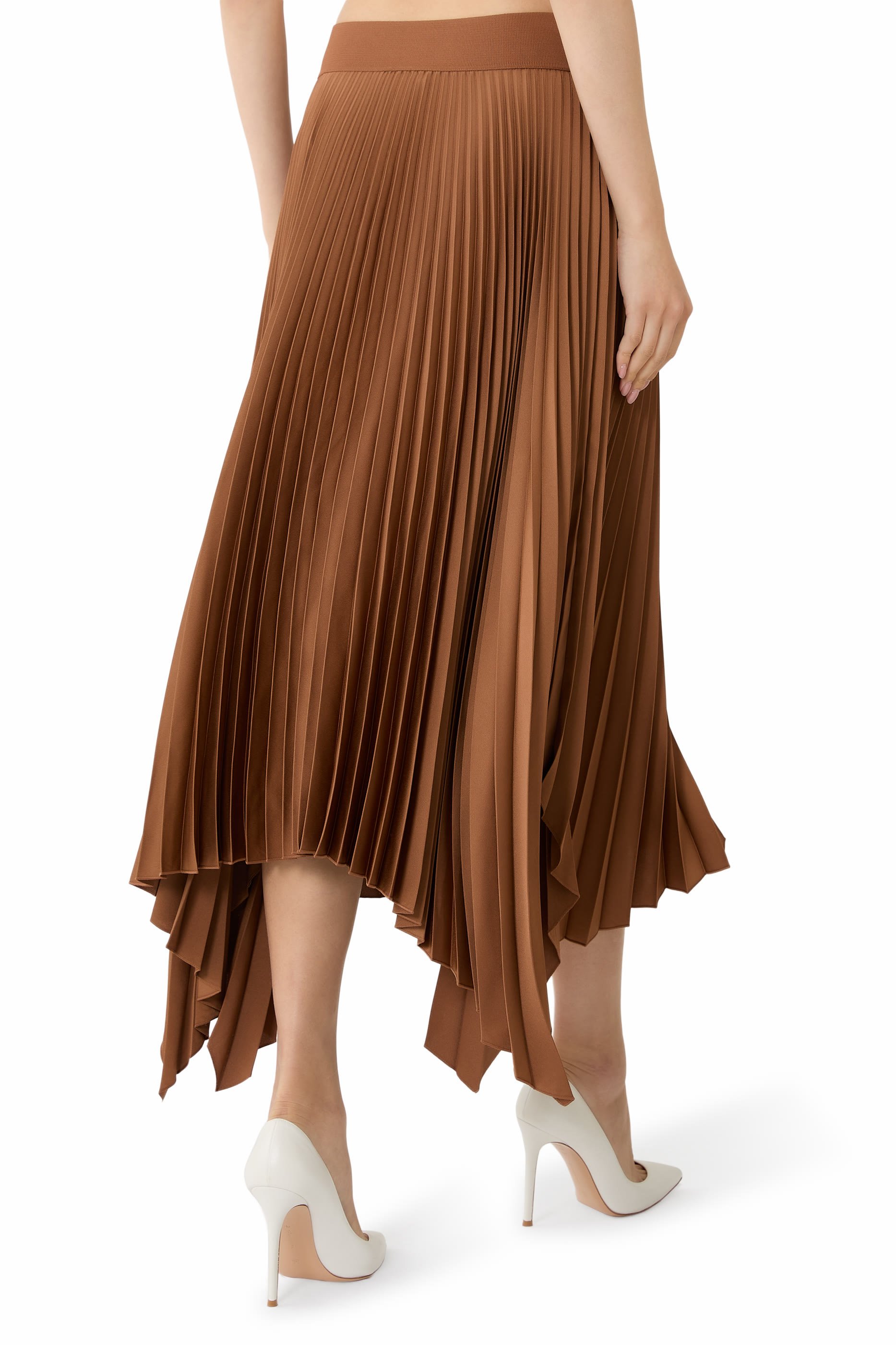 تنورة أدي منسوجة بطيات وحافة مموجة