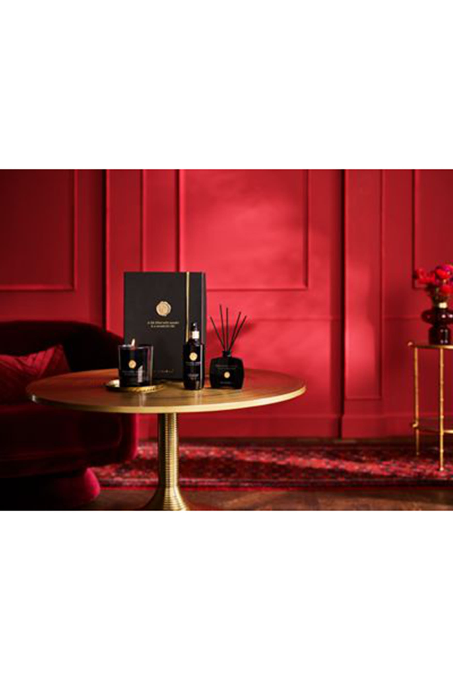 مجموعة هدايا بريشيوس أمبر بإصدار خاص بإصدار 2025