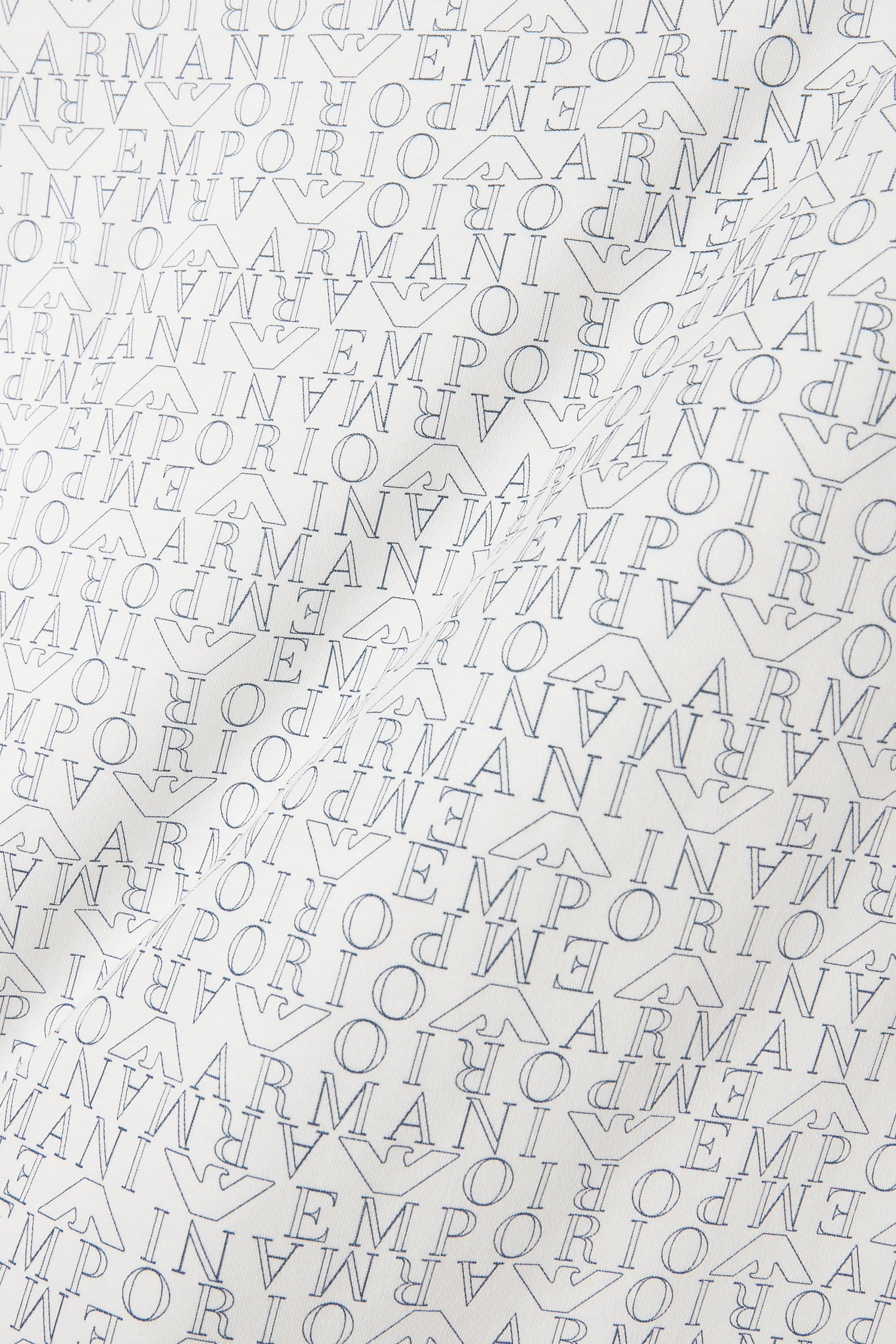 بطانية بنقشة شعار الماركة للأطفال