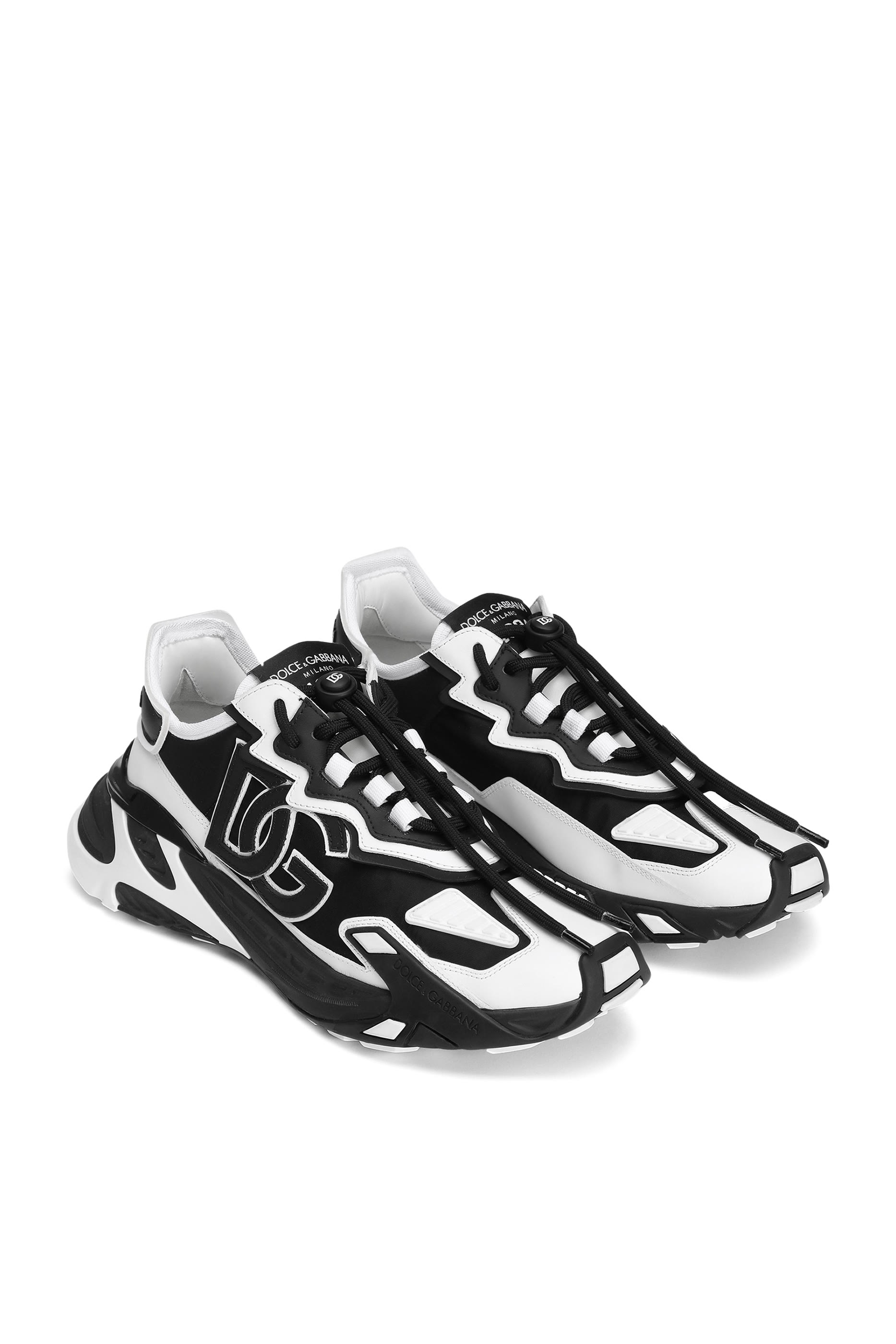 سنيكرز دايماستر