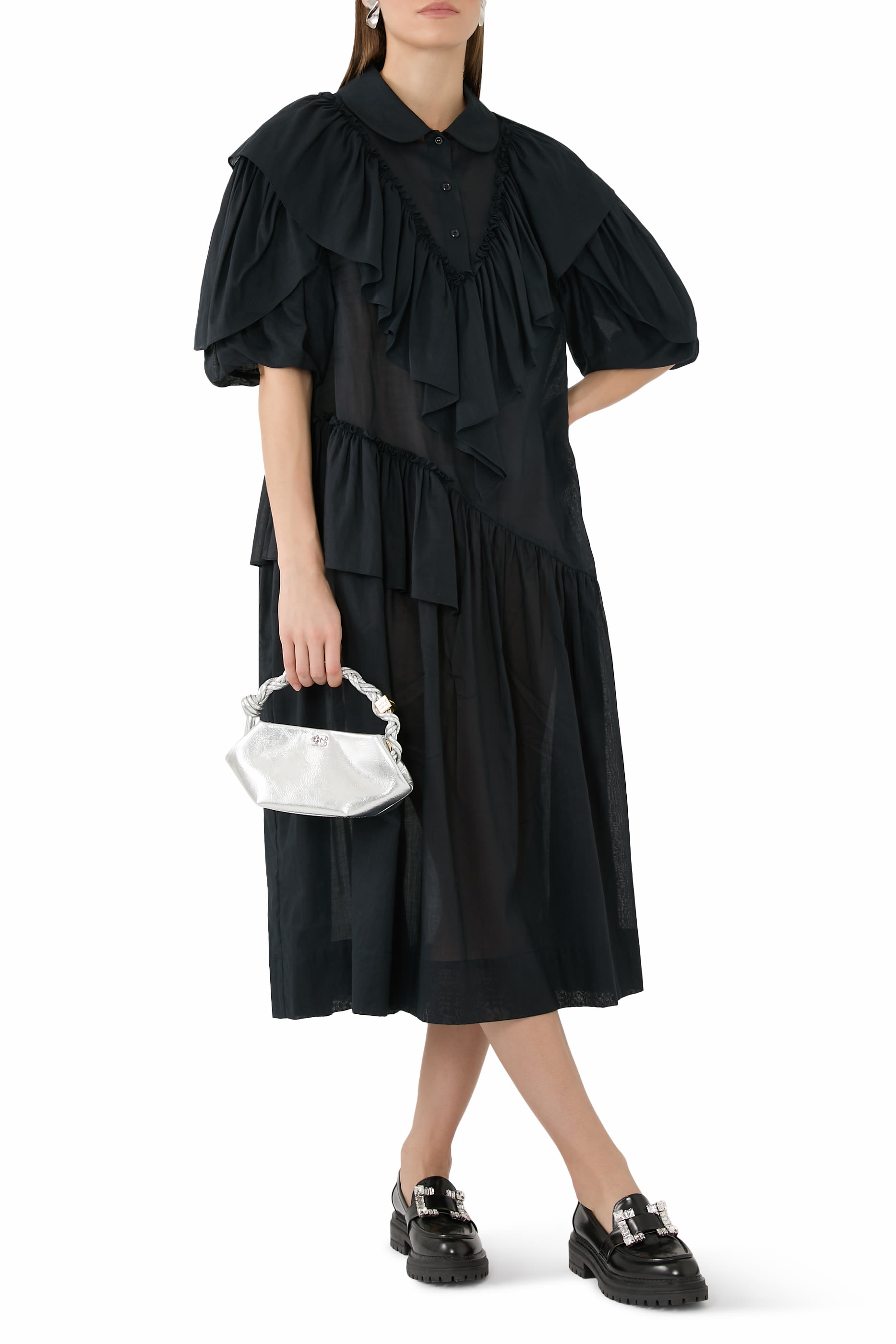 فستان بكشكش وأكمام بتلات  