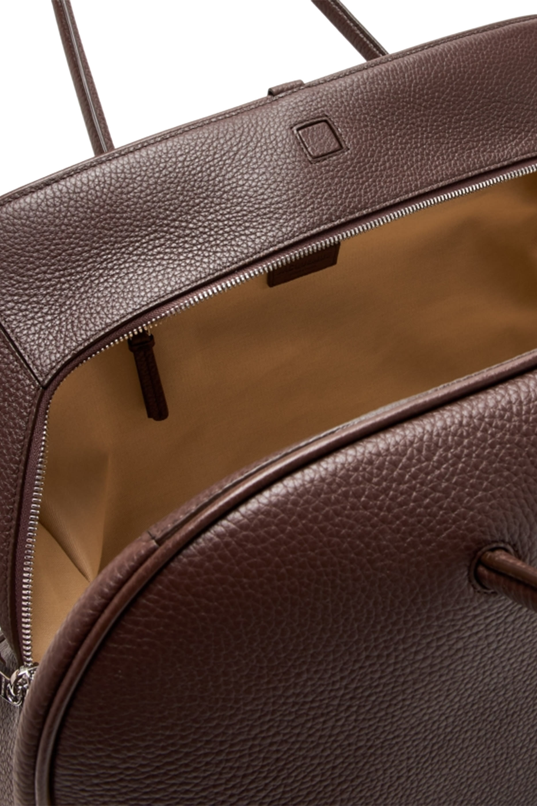 حقيبة توريزمو كبيرة