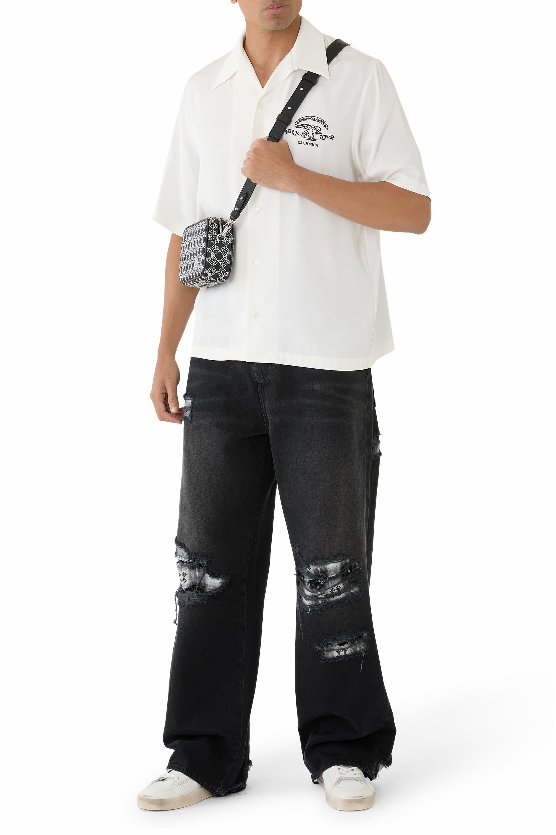 قميص بياقة بطيّة