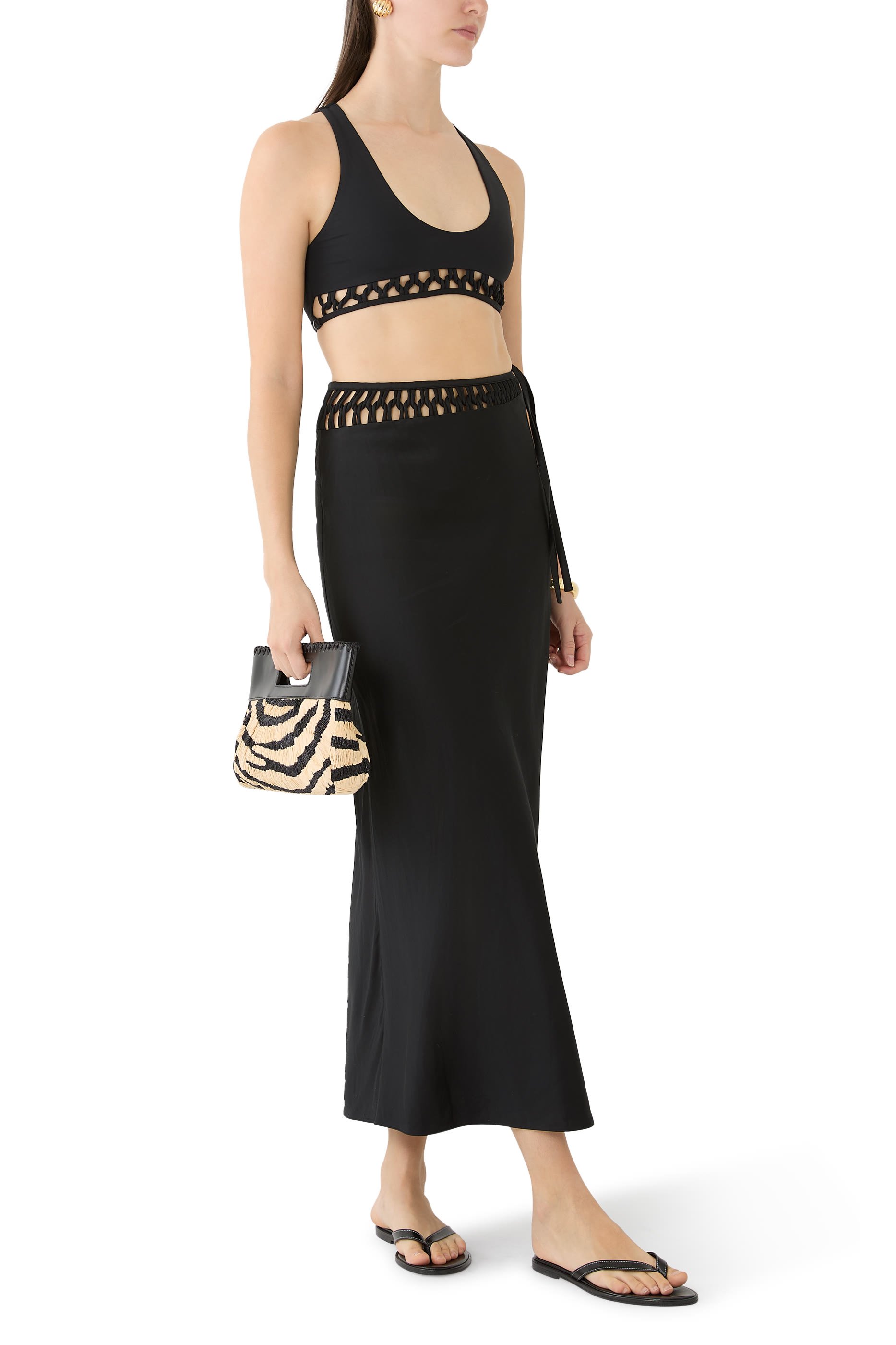 تنورة إيمالي طويلة