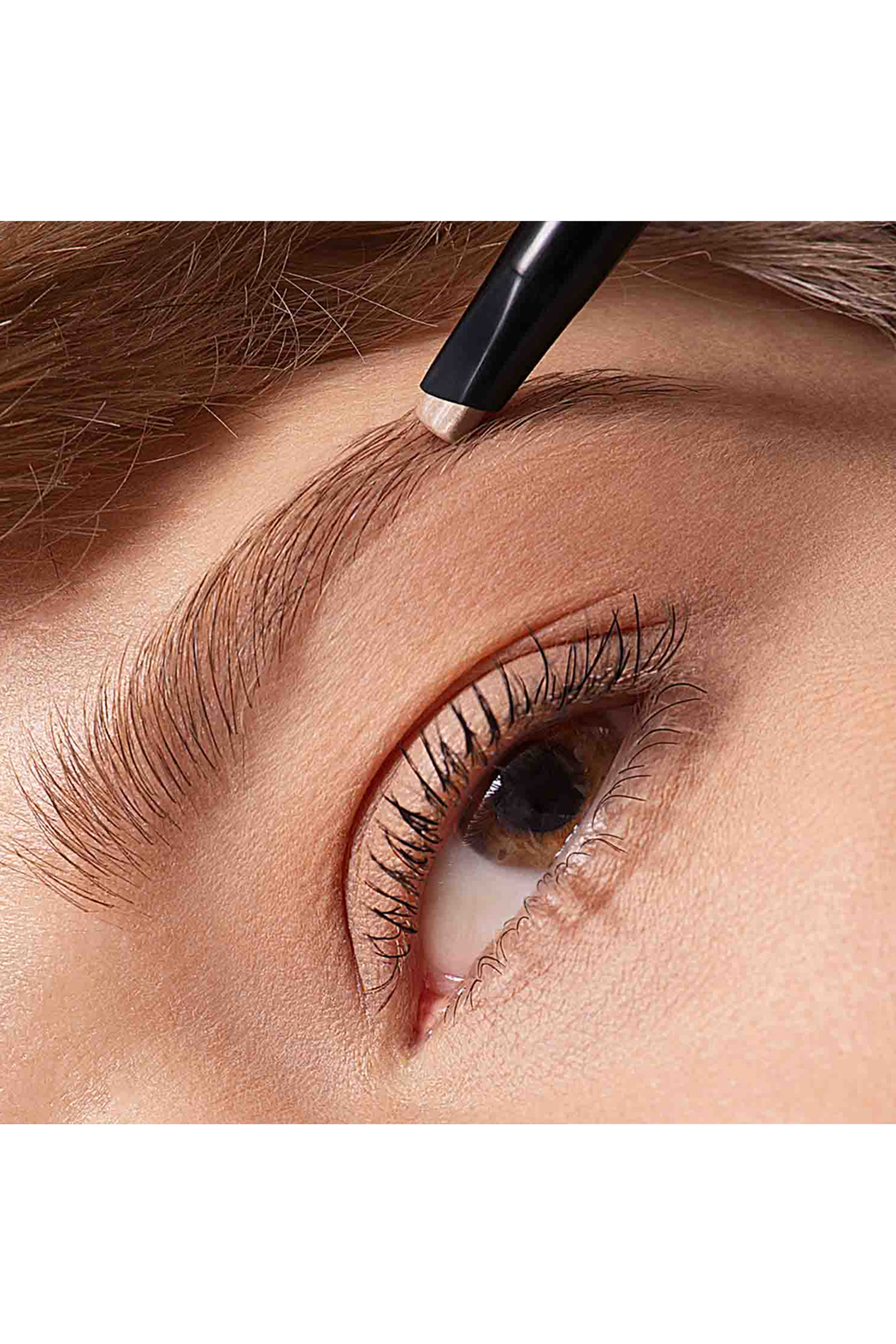 قلم ملء الحواجب أكوا ريزيست