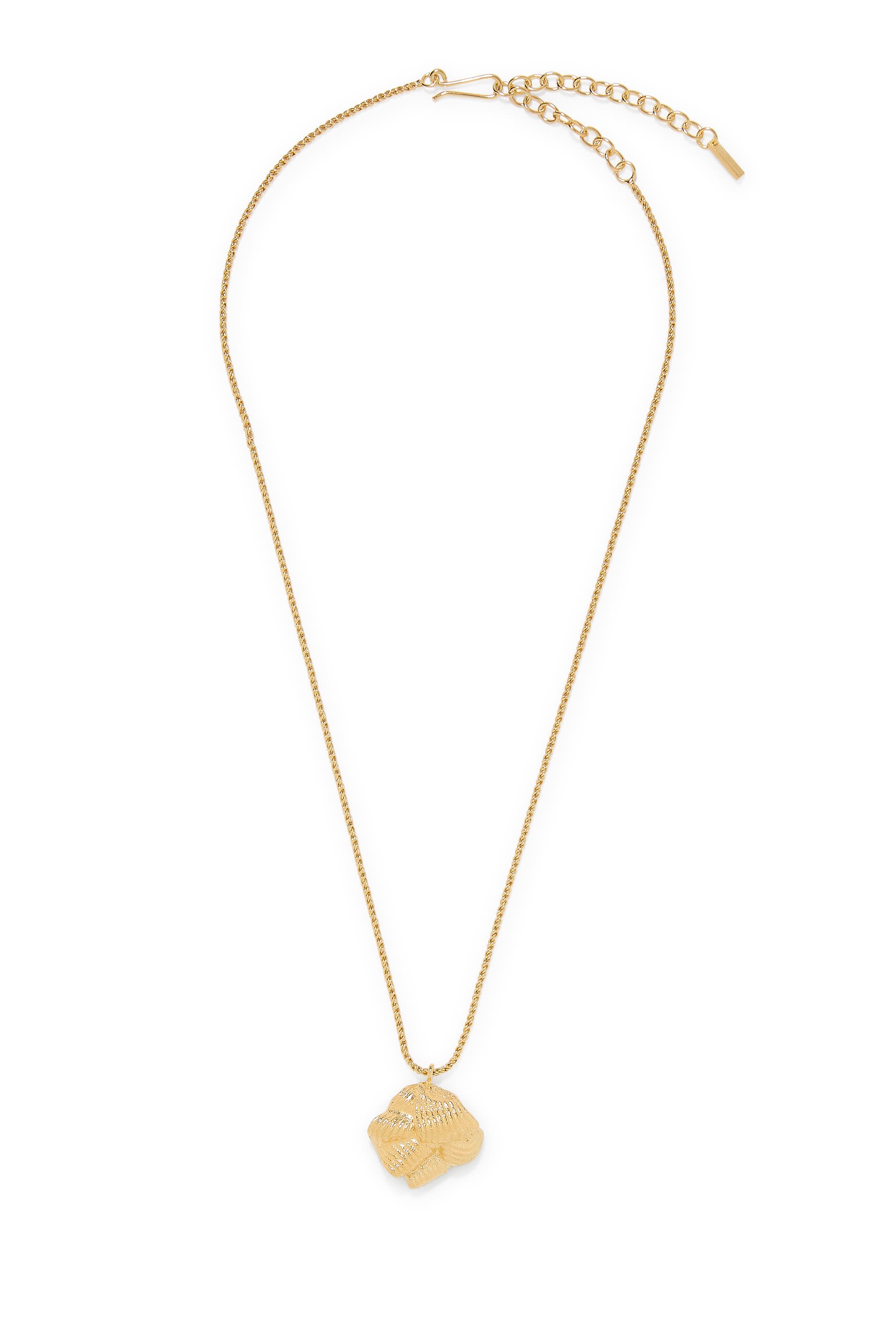 قلادة باتر كريم (أو ذا أيسينج اون ذا كيك)