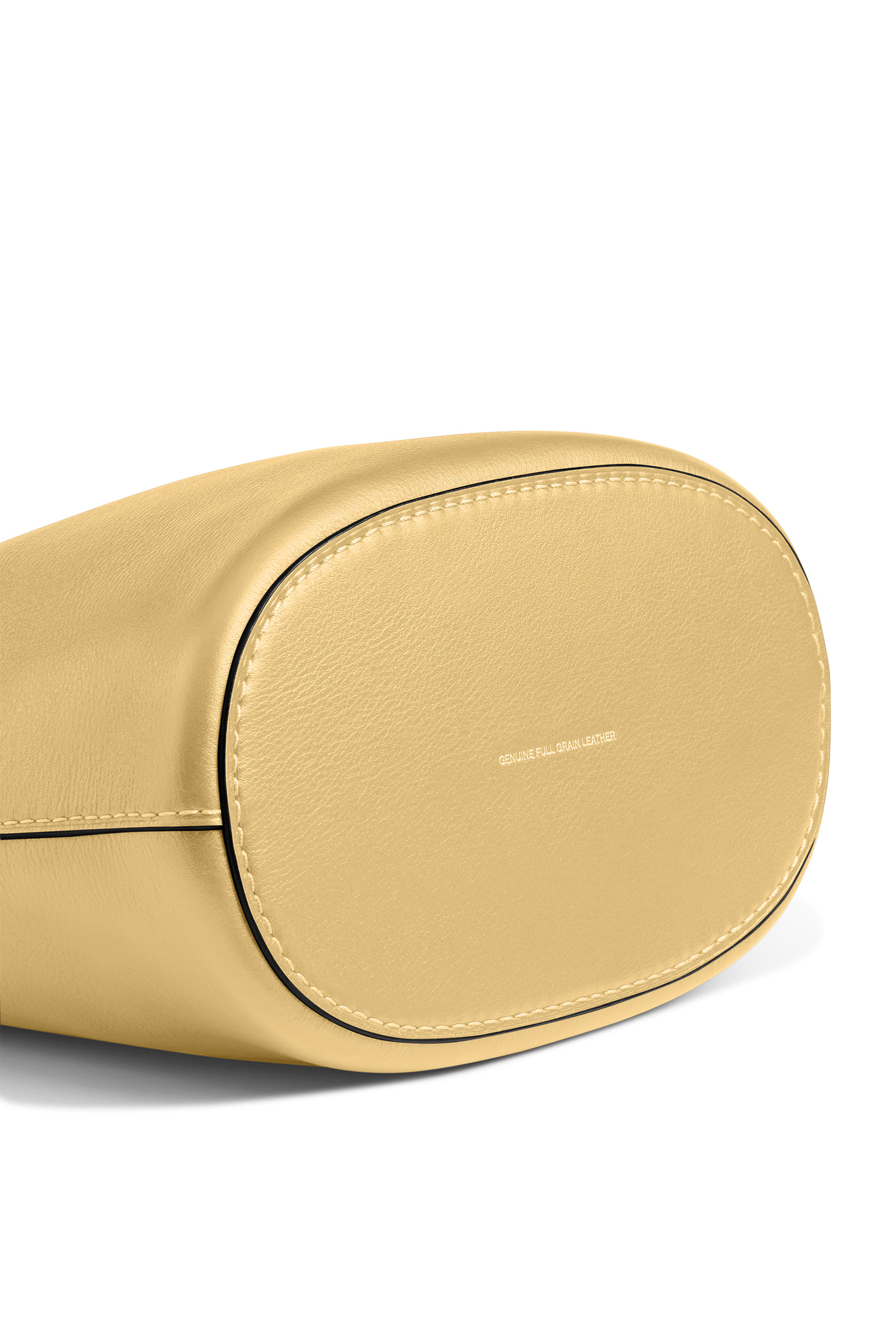 حقيبة باكيت بليكر 21