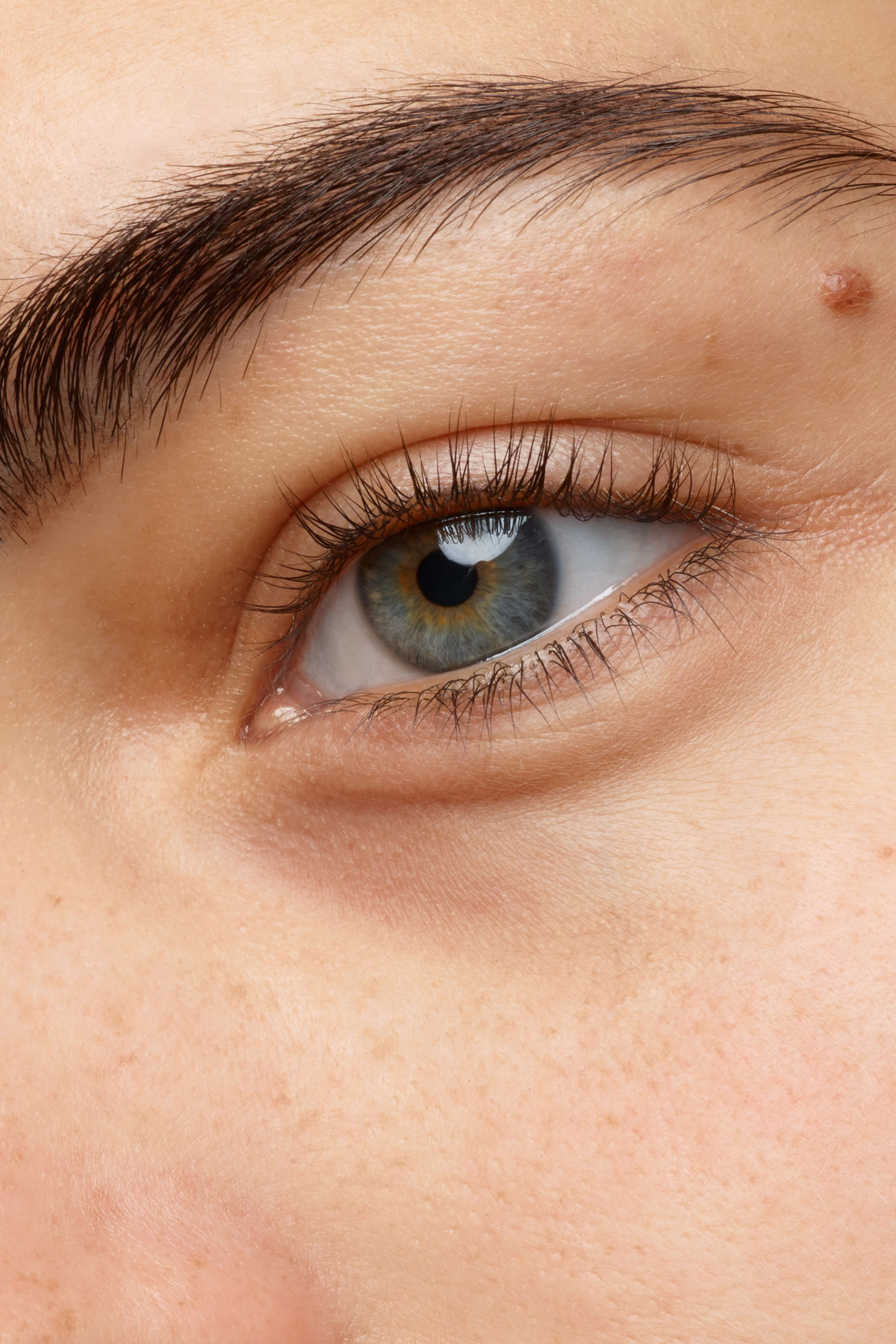 خافي عيوب البشرة اول أورز