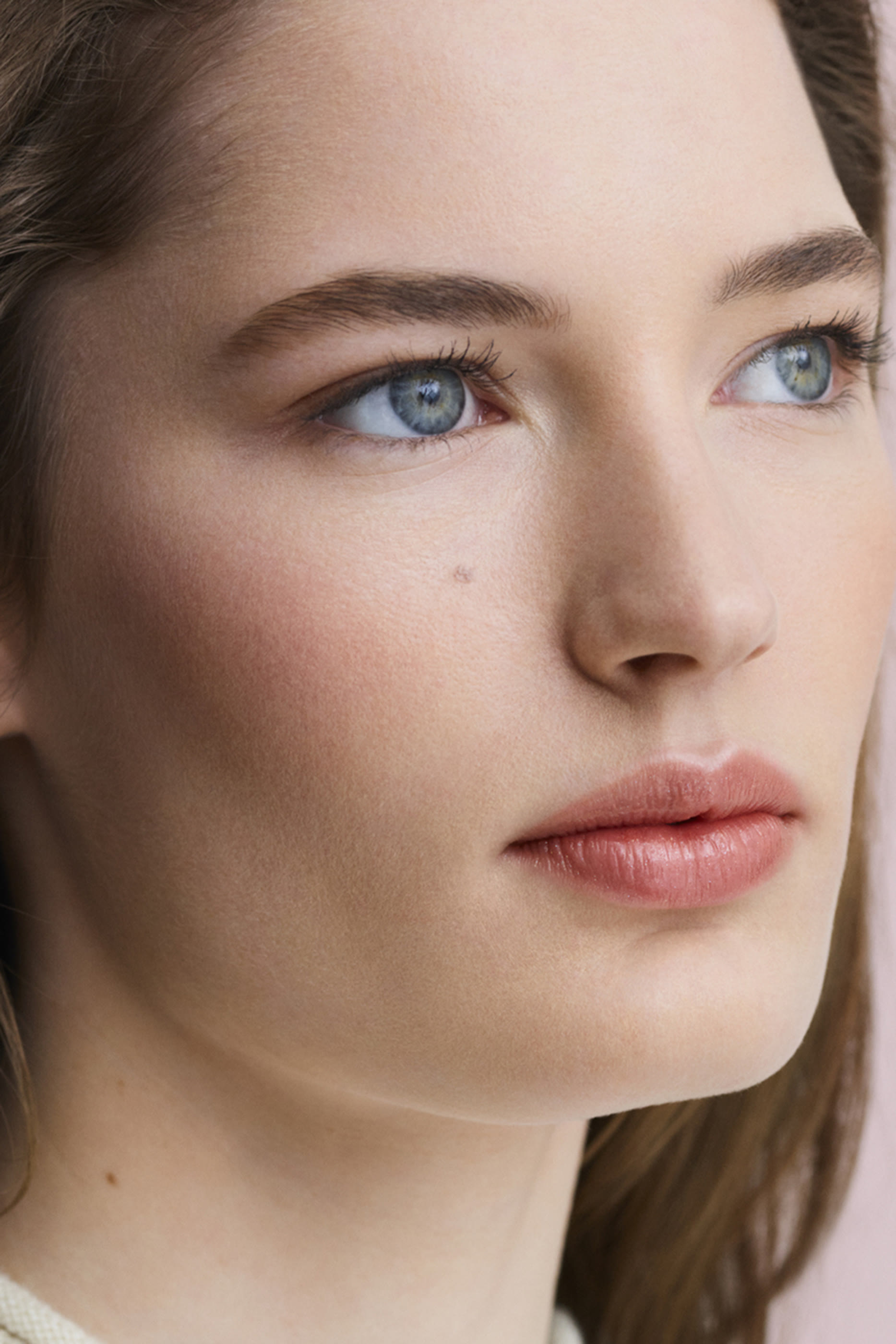 أحمر شفاه Rouge Herm&egrave;s لامع بإصدار محدود