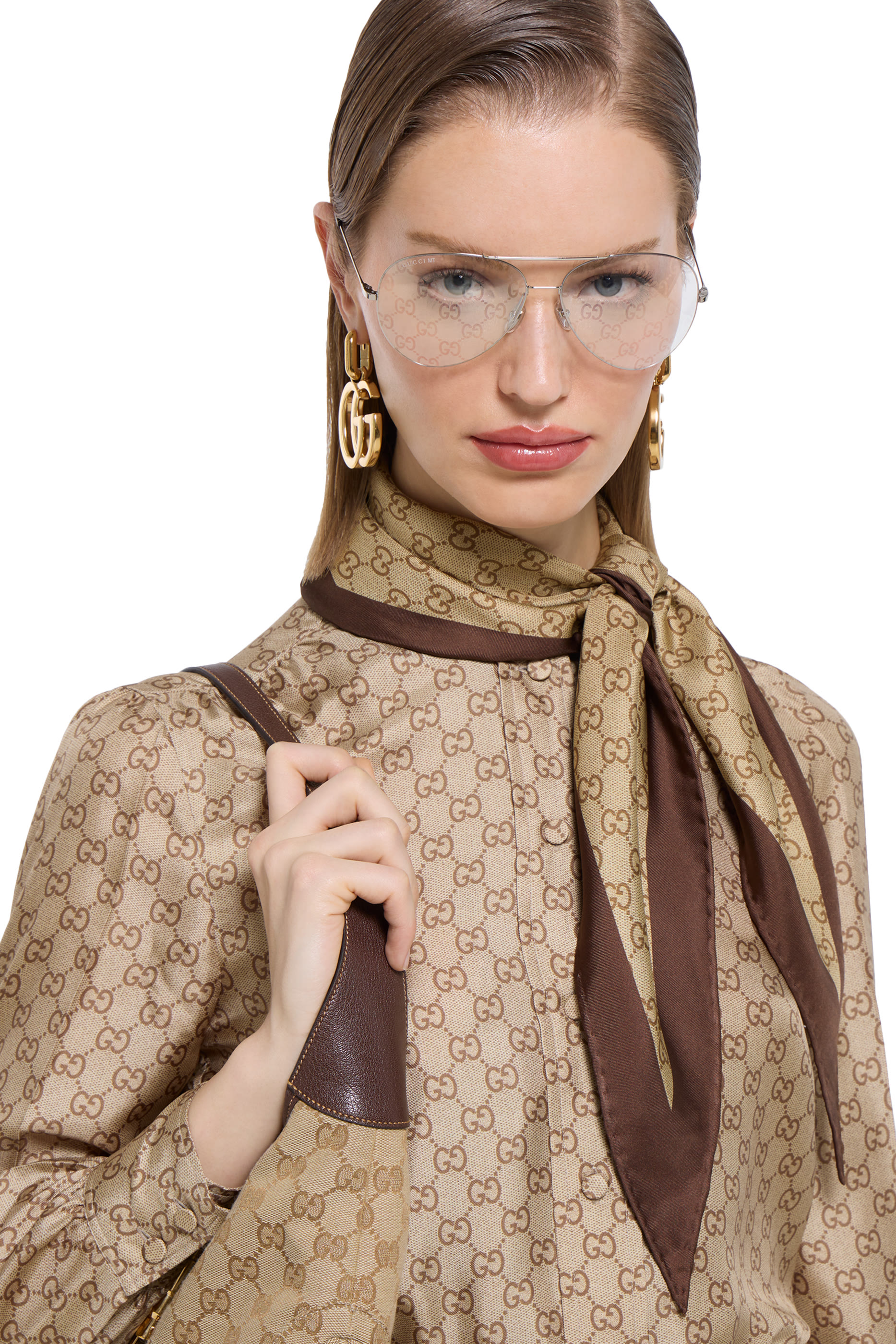 وشاح بتصميم مربع مزين بطبعات حرير تويل