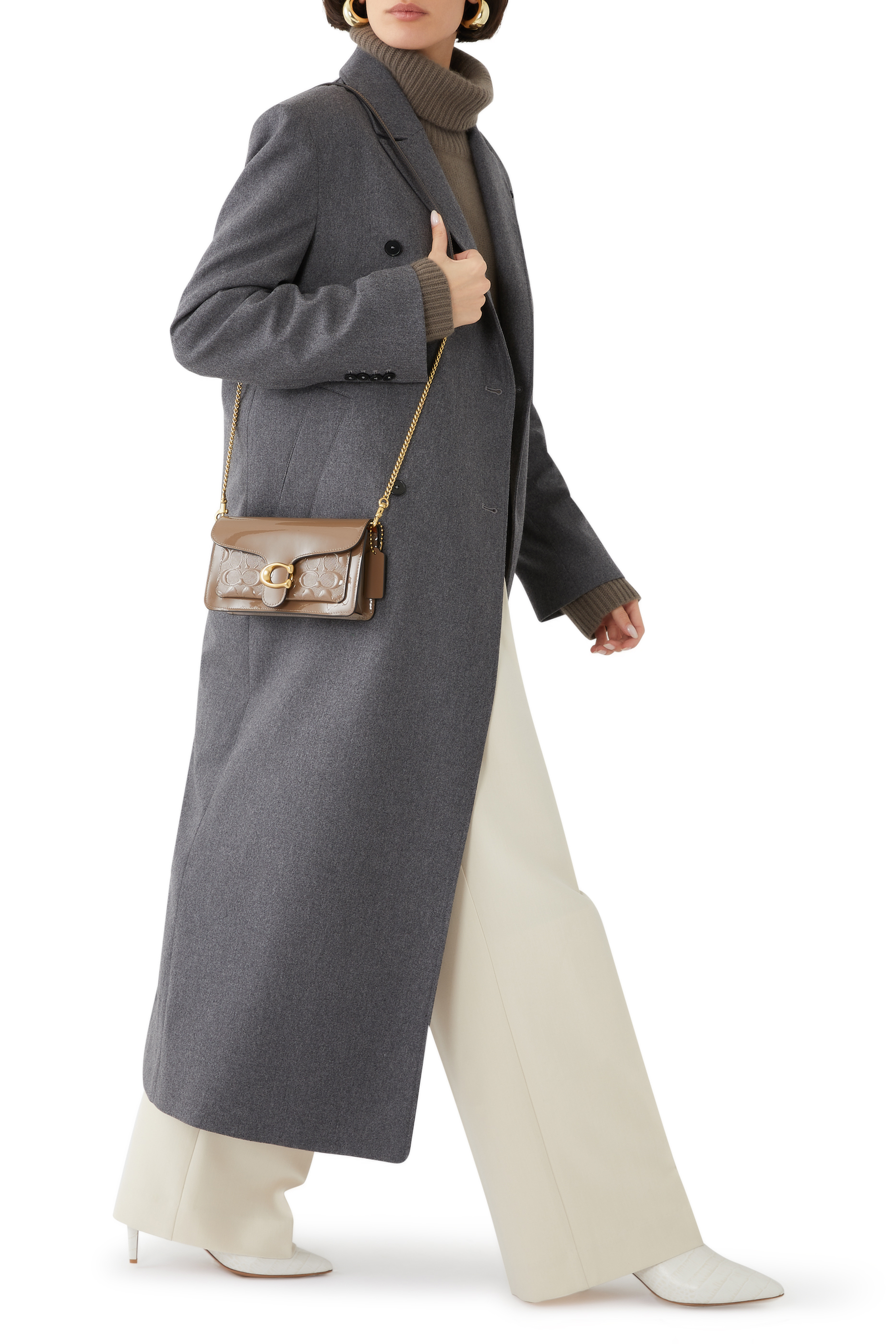 كلاتش تابي جلد لامع بنقشة شعار الماركة