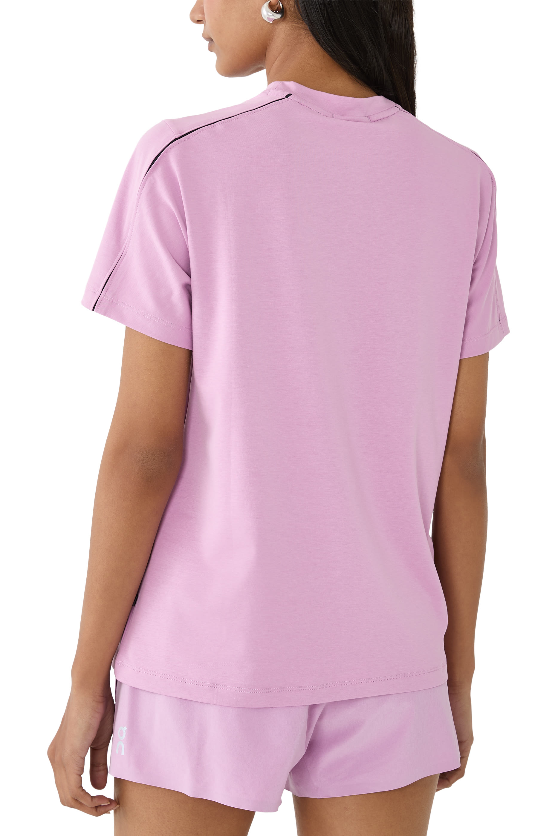 تيشيرت فوكوس بأكمام قصيرة