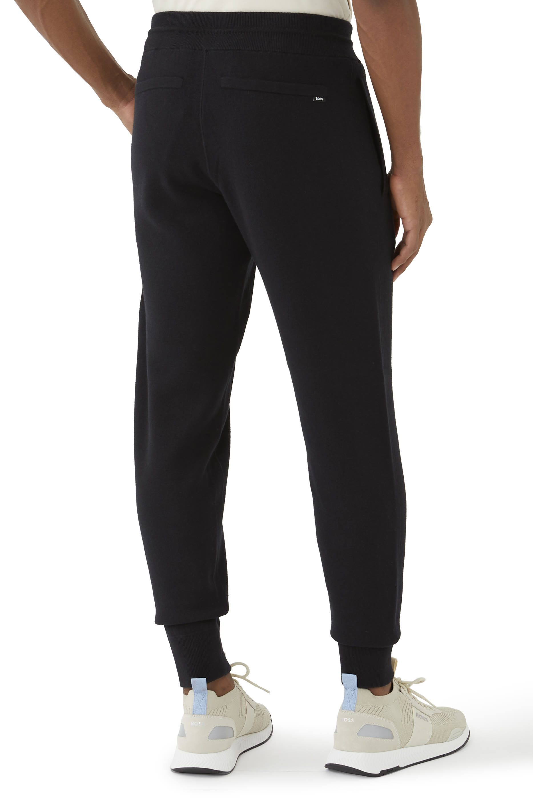 بنطال بدلة رياضية وانستينو