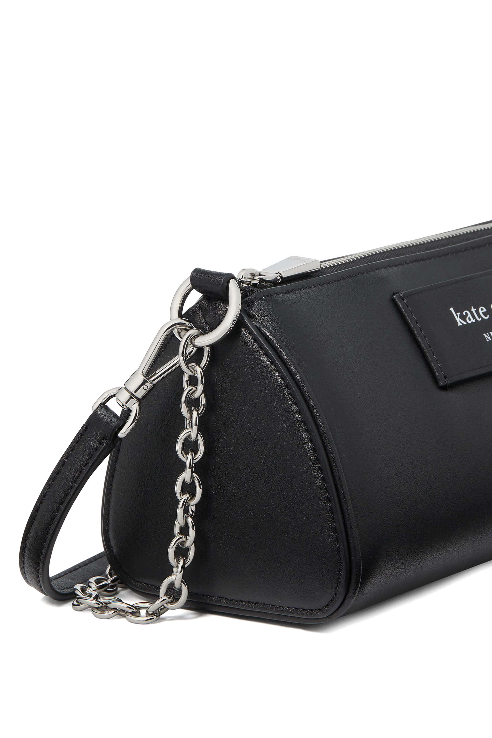 حقيبة بوشيت بملصق بشعار الماركة