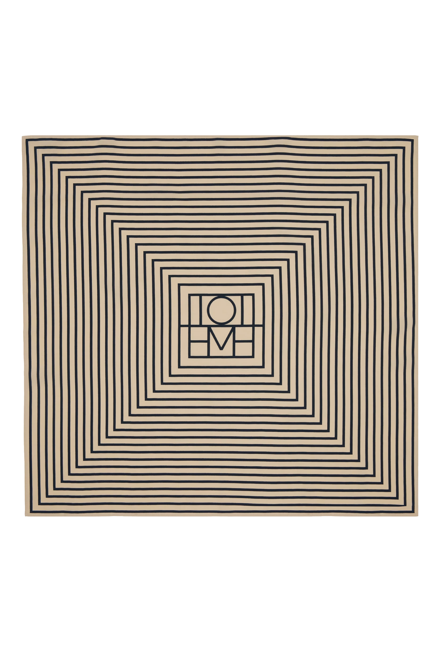 وشاح بنقشة حروف شعار الماركة حرير