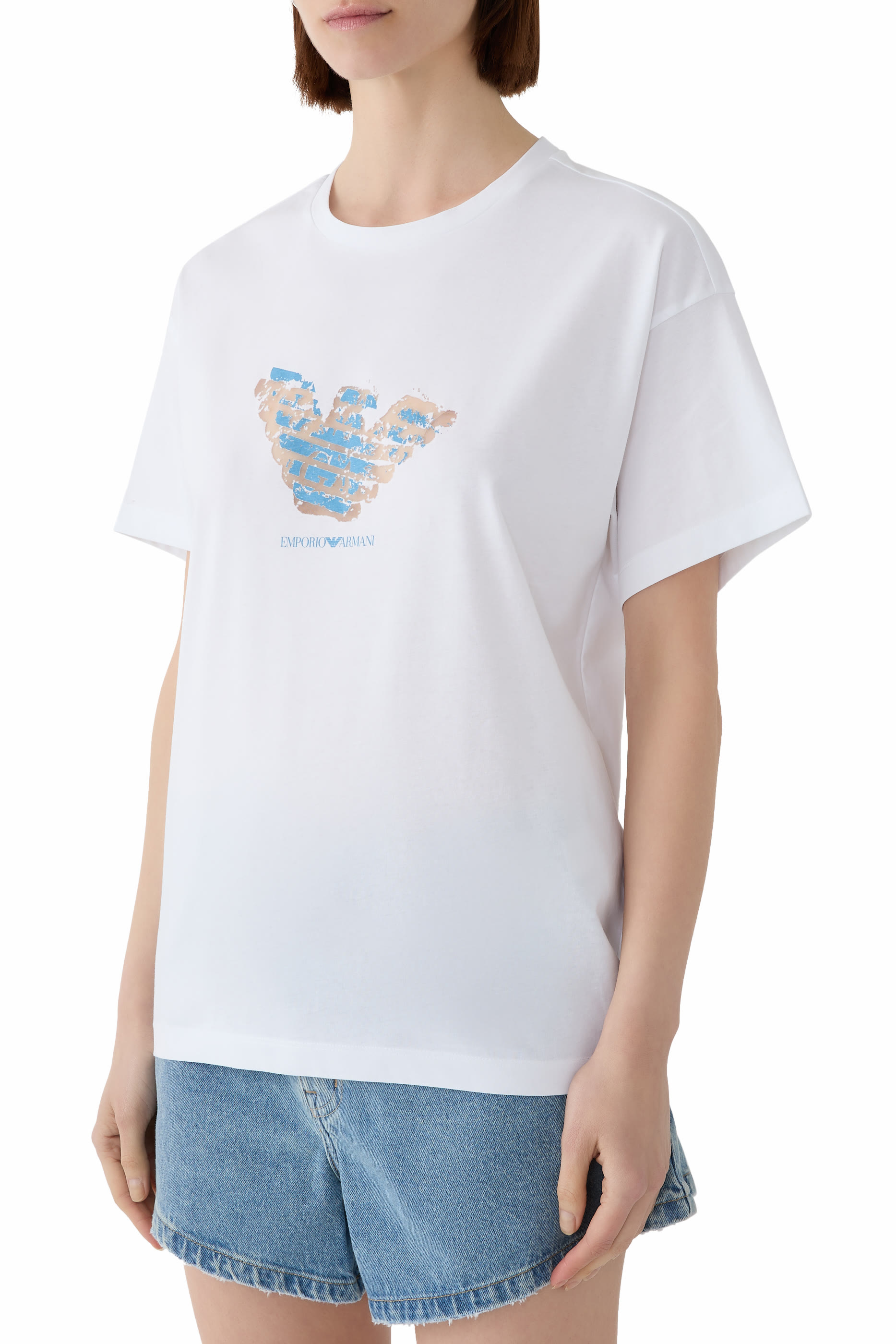 تيشيرت بشعار الماركة