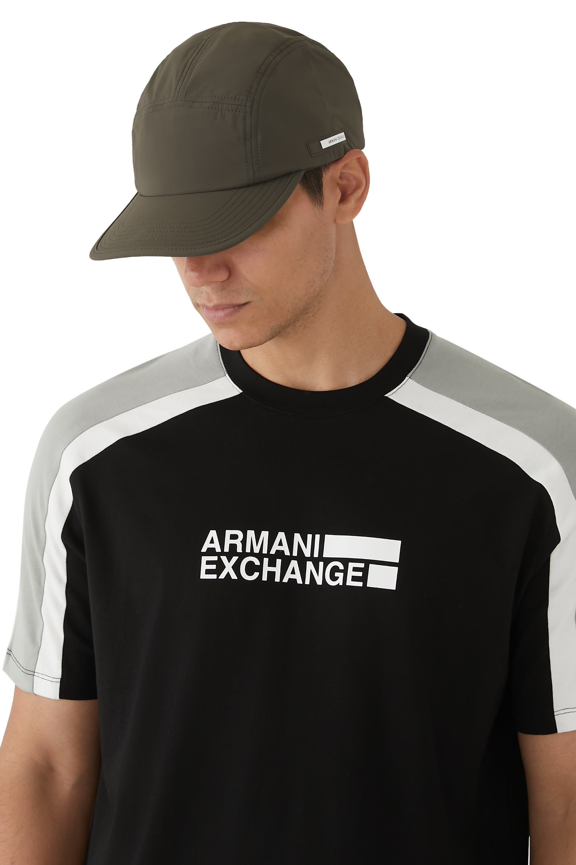 كاب بيسبول بشعار الماركة