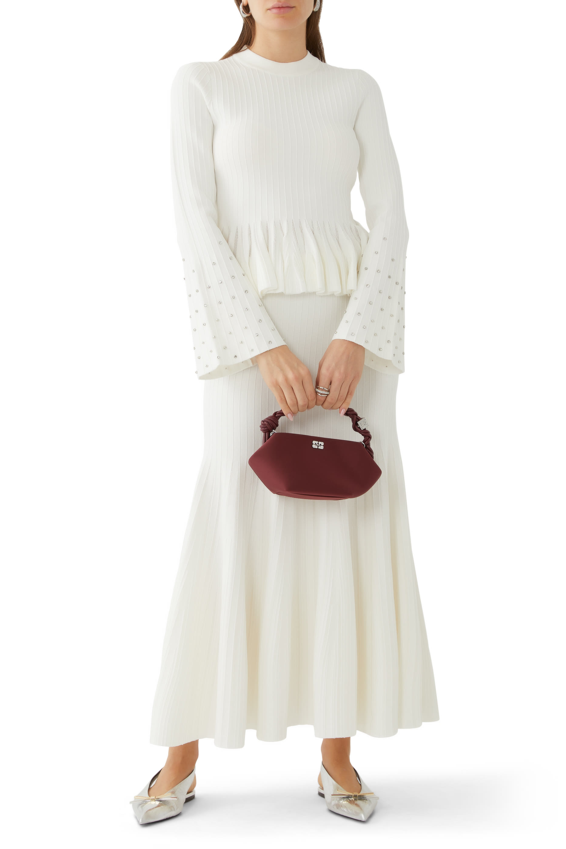 تنورة أنيثا