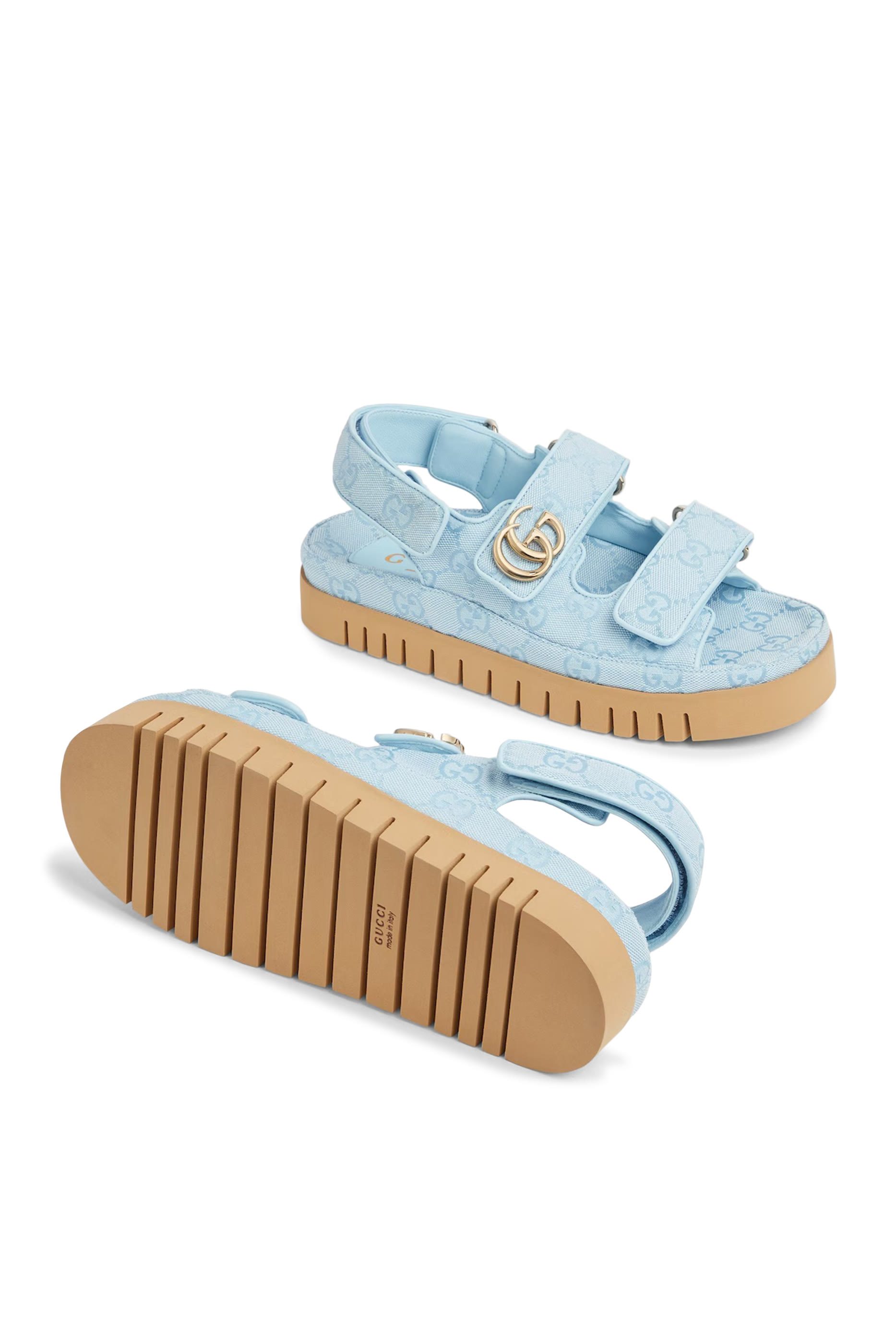 صندل بحرفي شعار الماركة