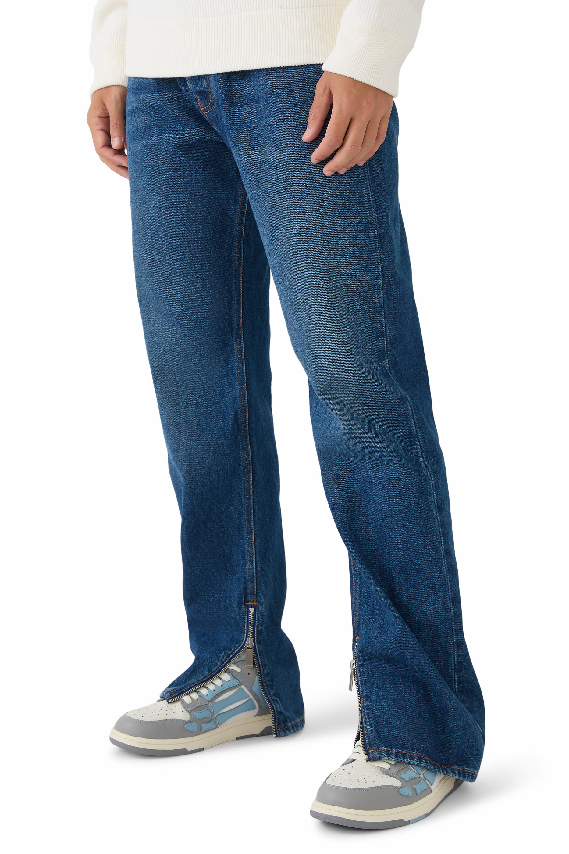 سنيكرز بتصميم جامعي برقع هيكل عظمي