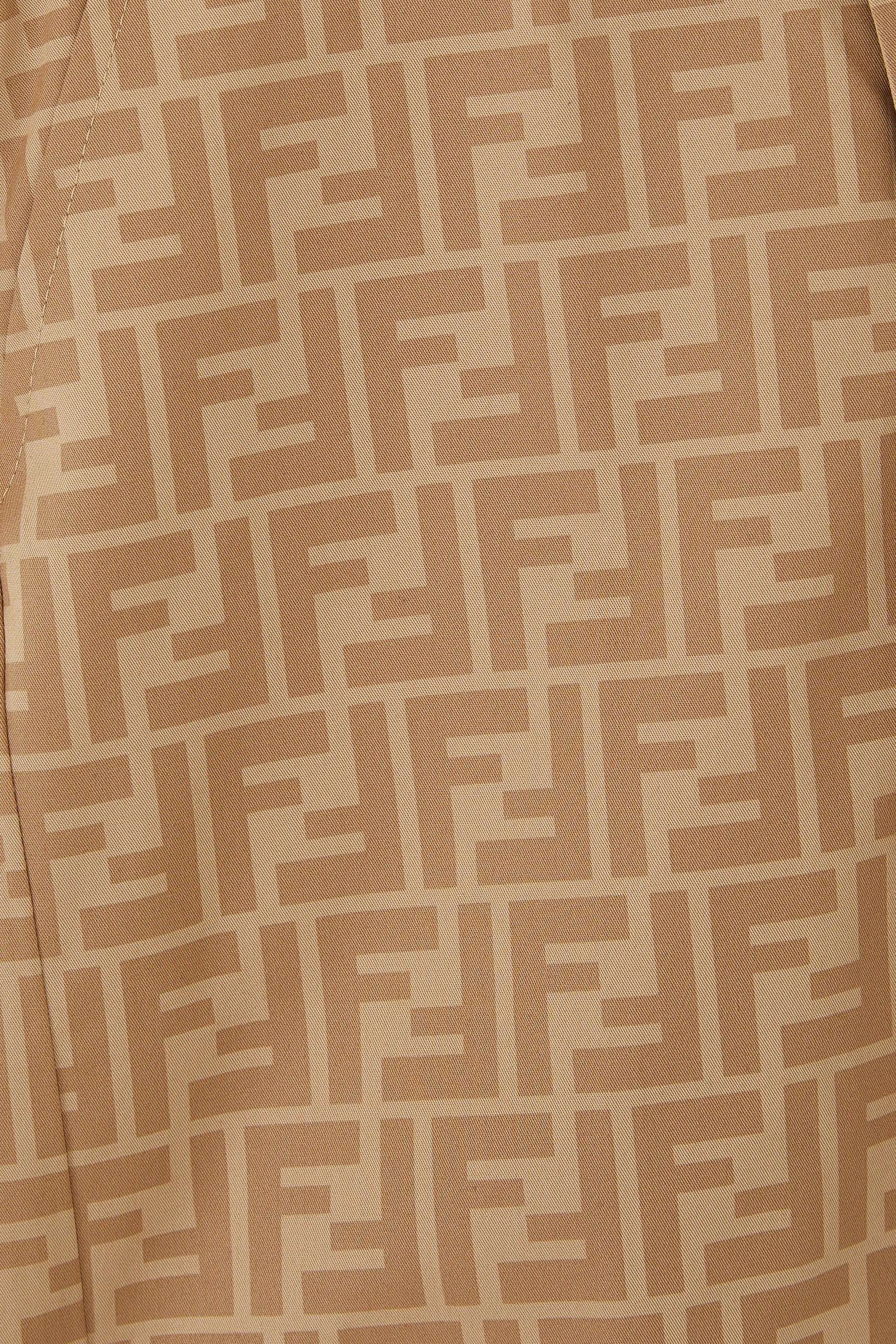 شورت برمودا بشعار الماركة للأطفال