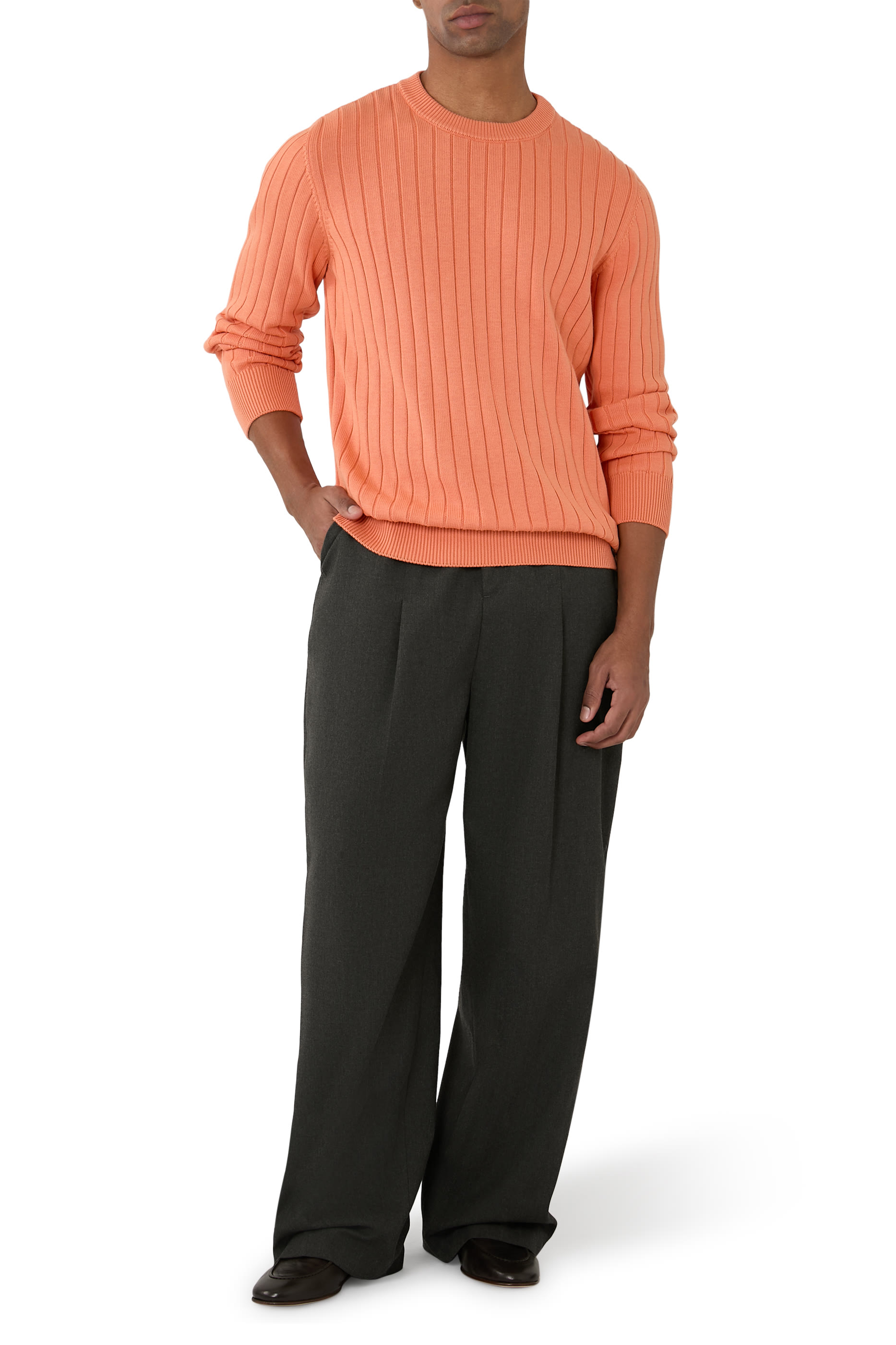 كنزة بياقة ضيقة نسيج مضلع