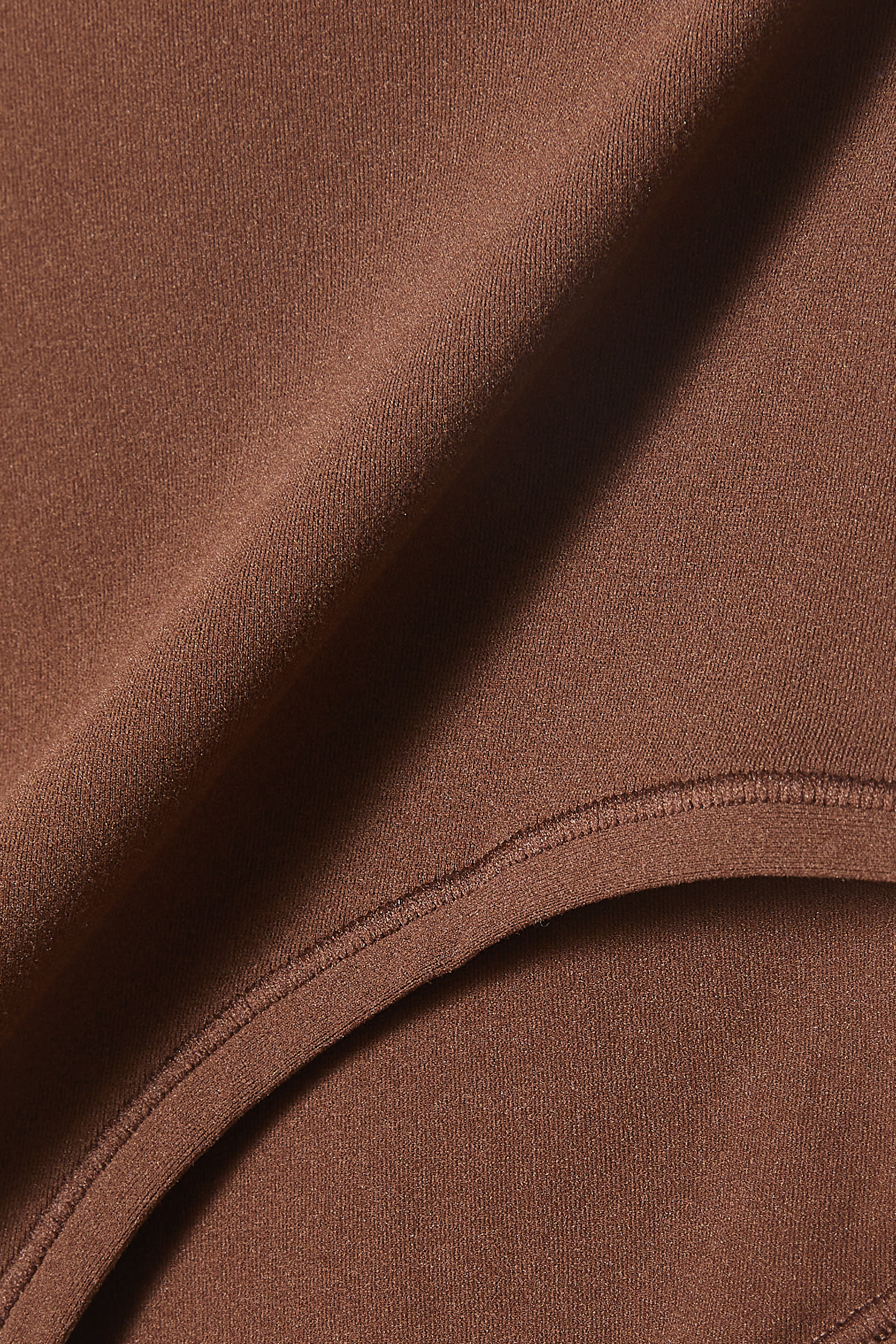 ثونغ فيتس إفري بودي بخصر مرتفع