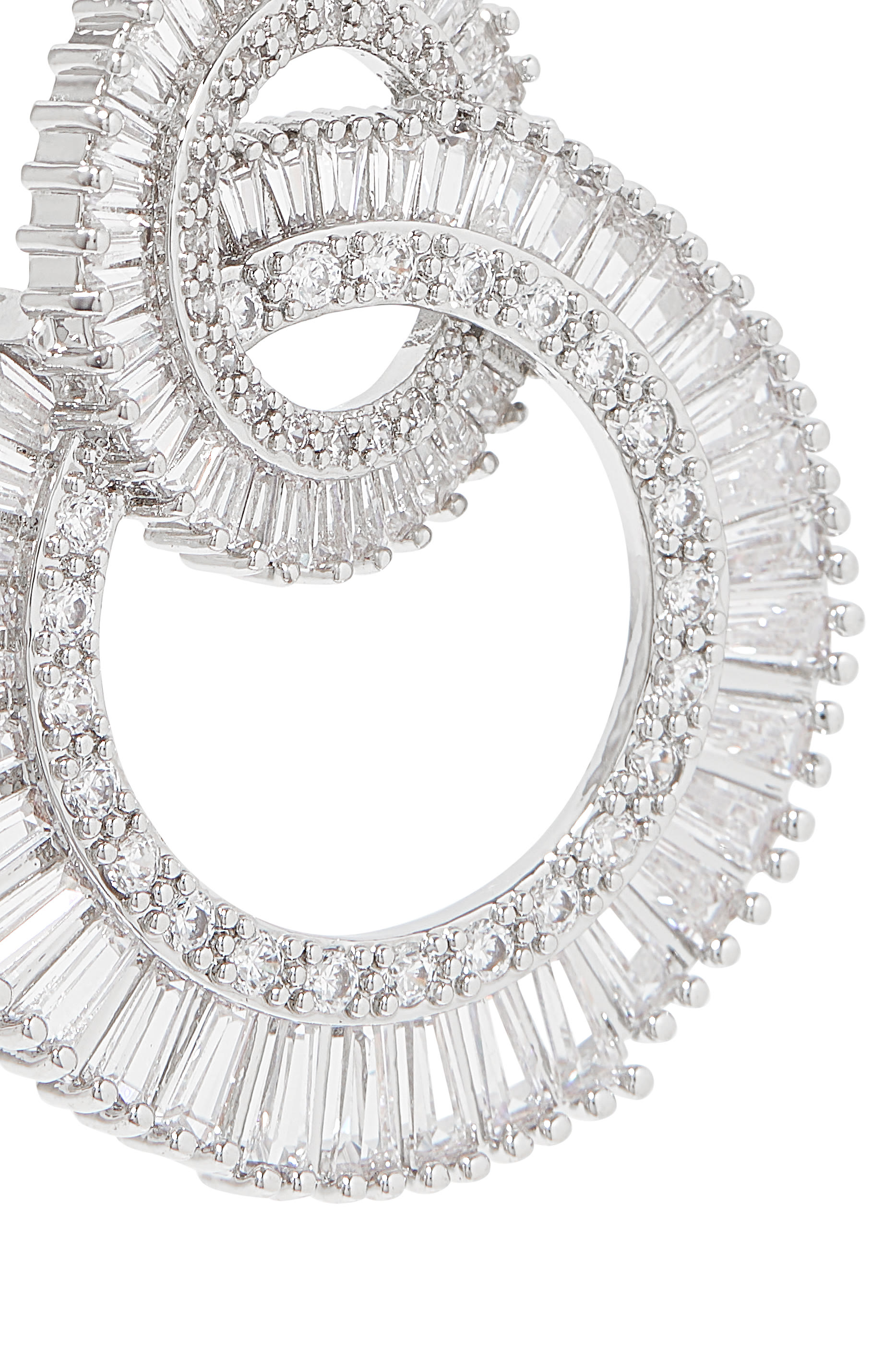 أقراط ستيتمنت