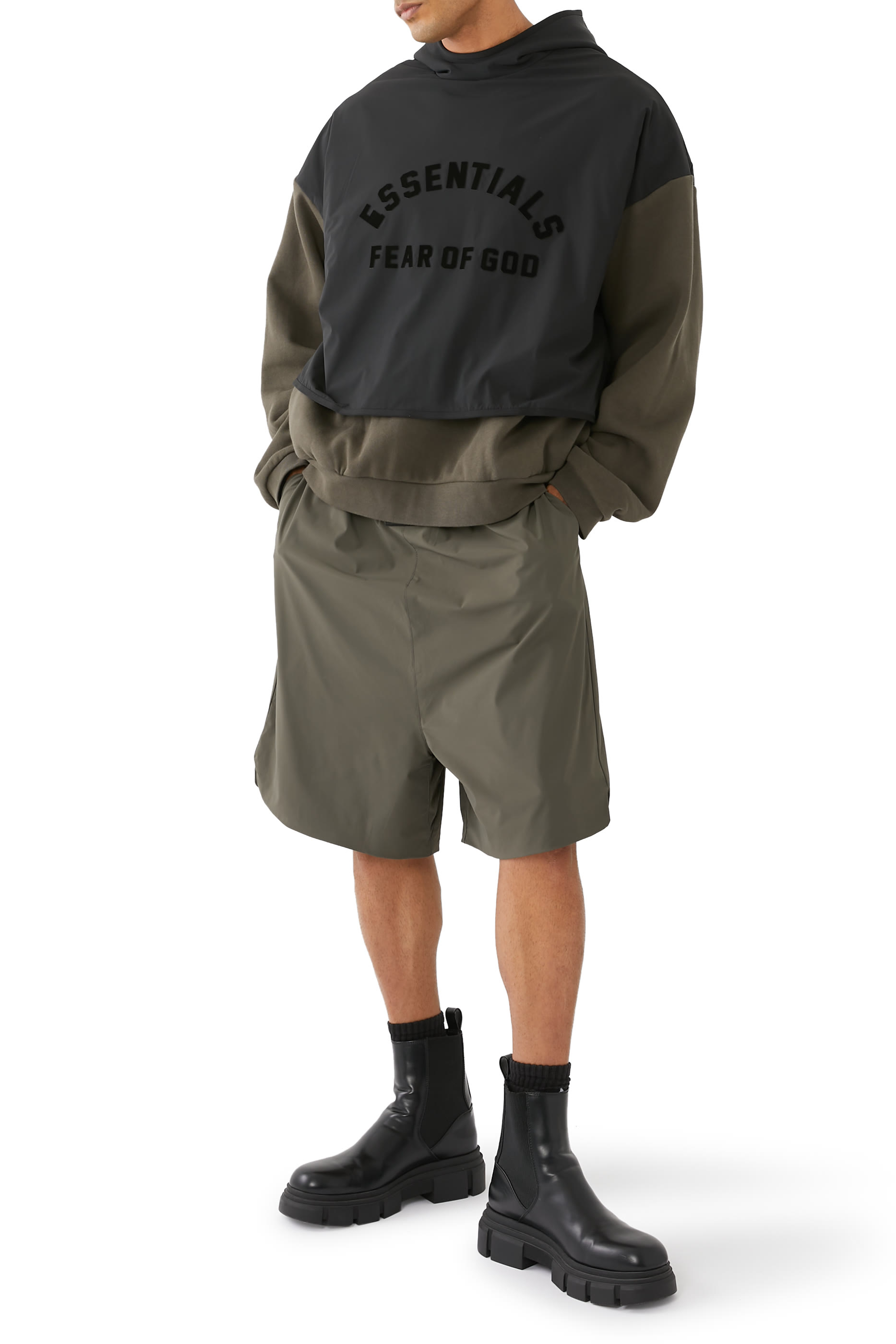 كنزة بغطاء رأس نايلون وصوف