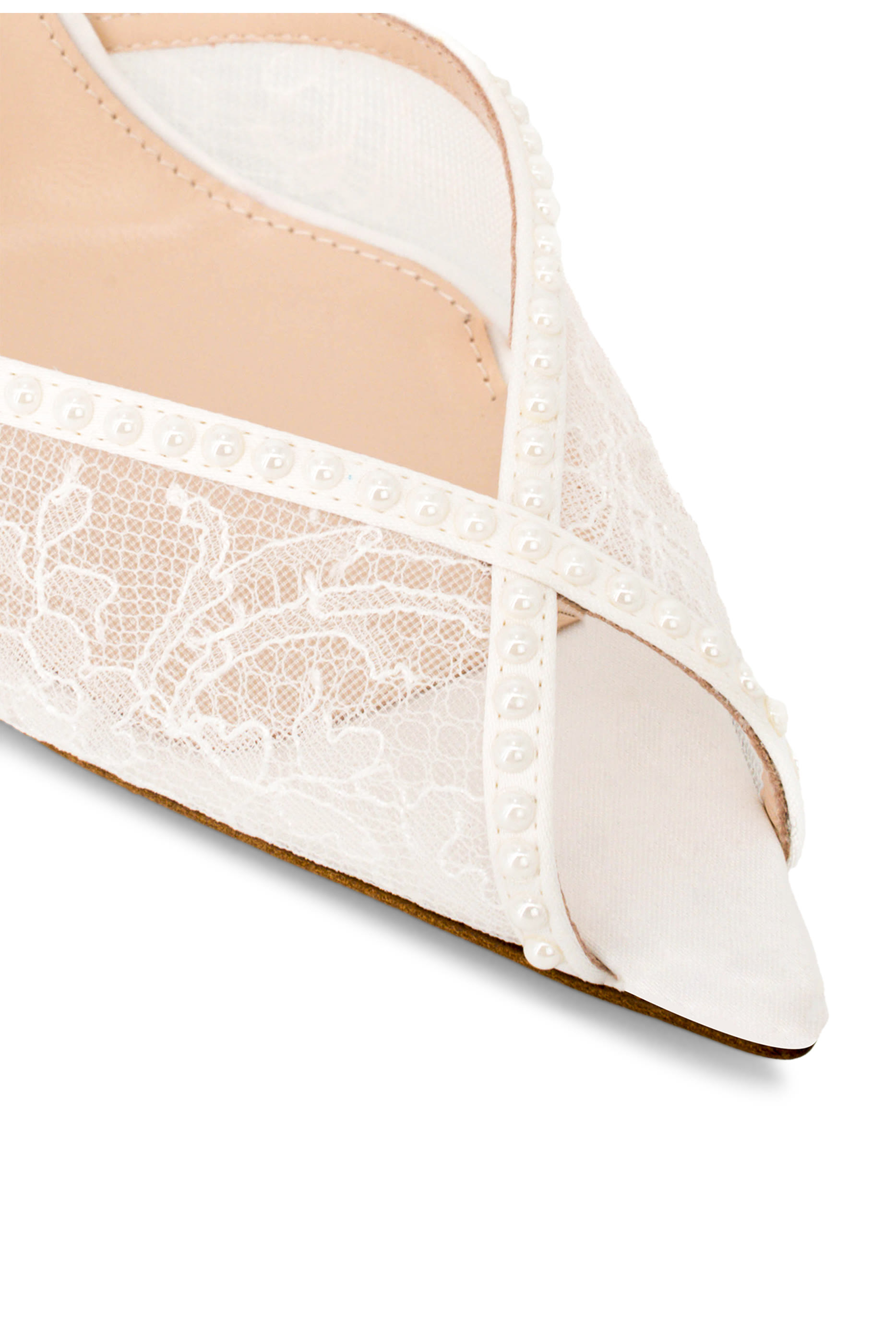 حذاء كلاسيكي كاتي 105 بتفاصيل دانتيل