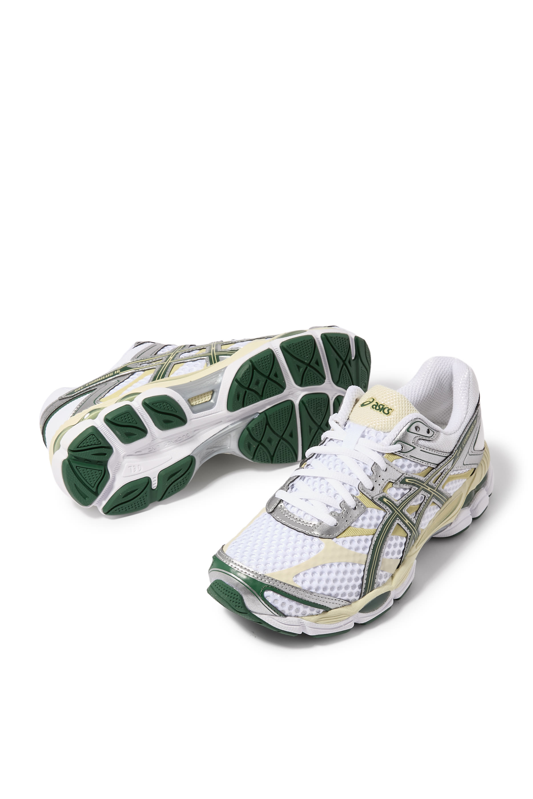 سنيكرز جل كومولوس 16