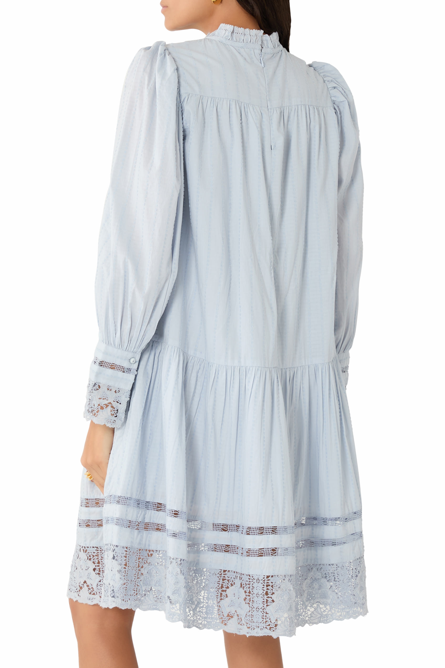 فستان كوليت قصير بأكمام طويلة