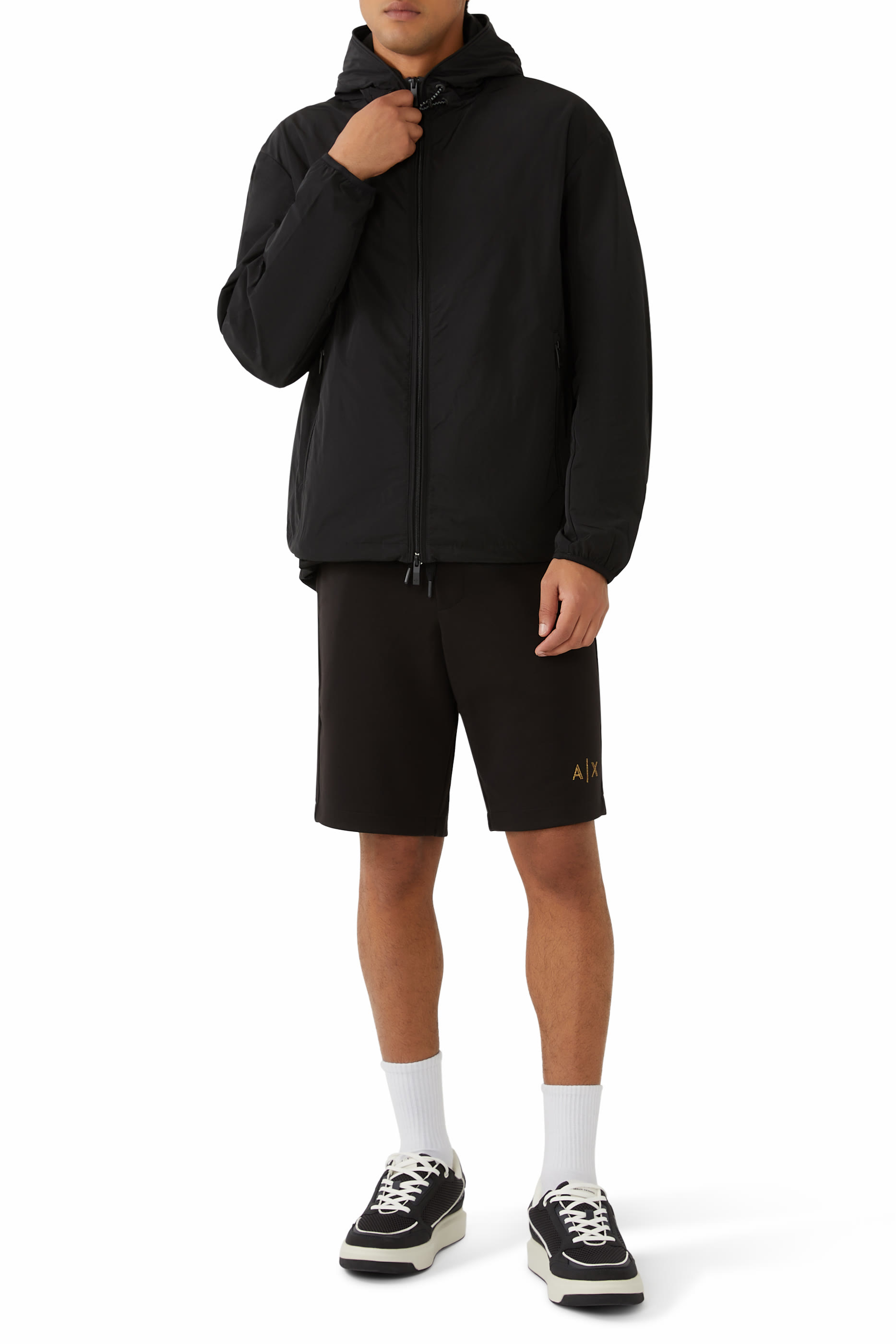 جاكيت بغطاء رأس وجيوب