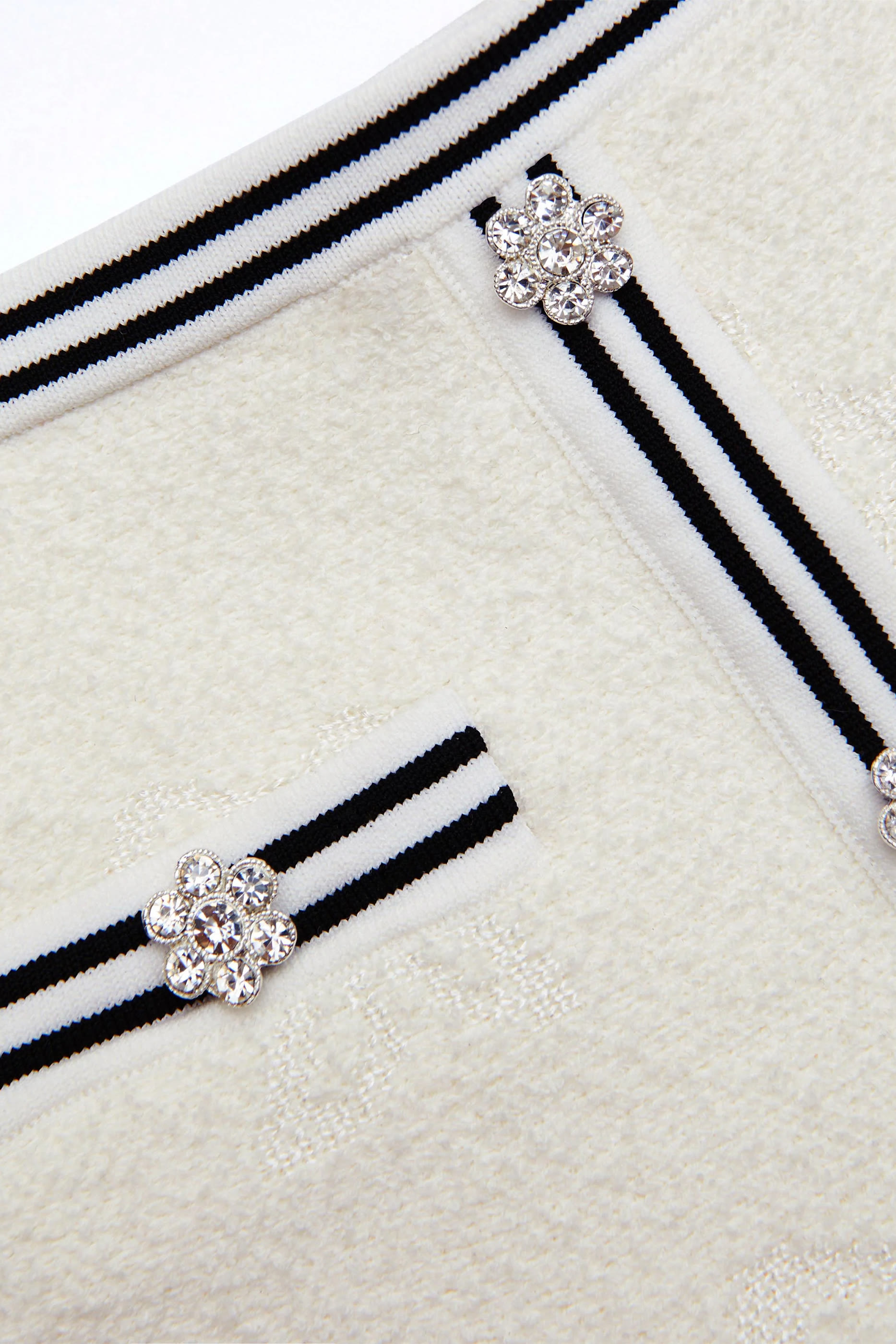 تنورة نسيج جاكار للأطفال