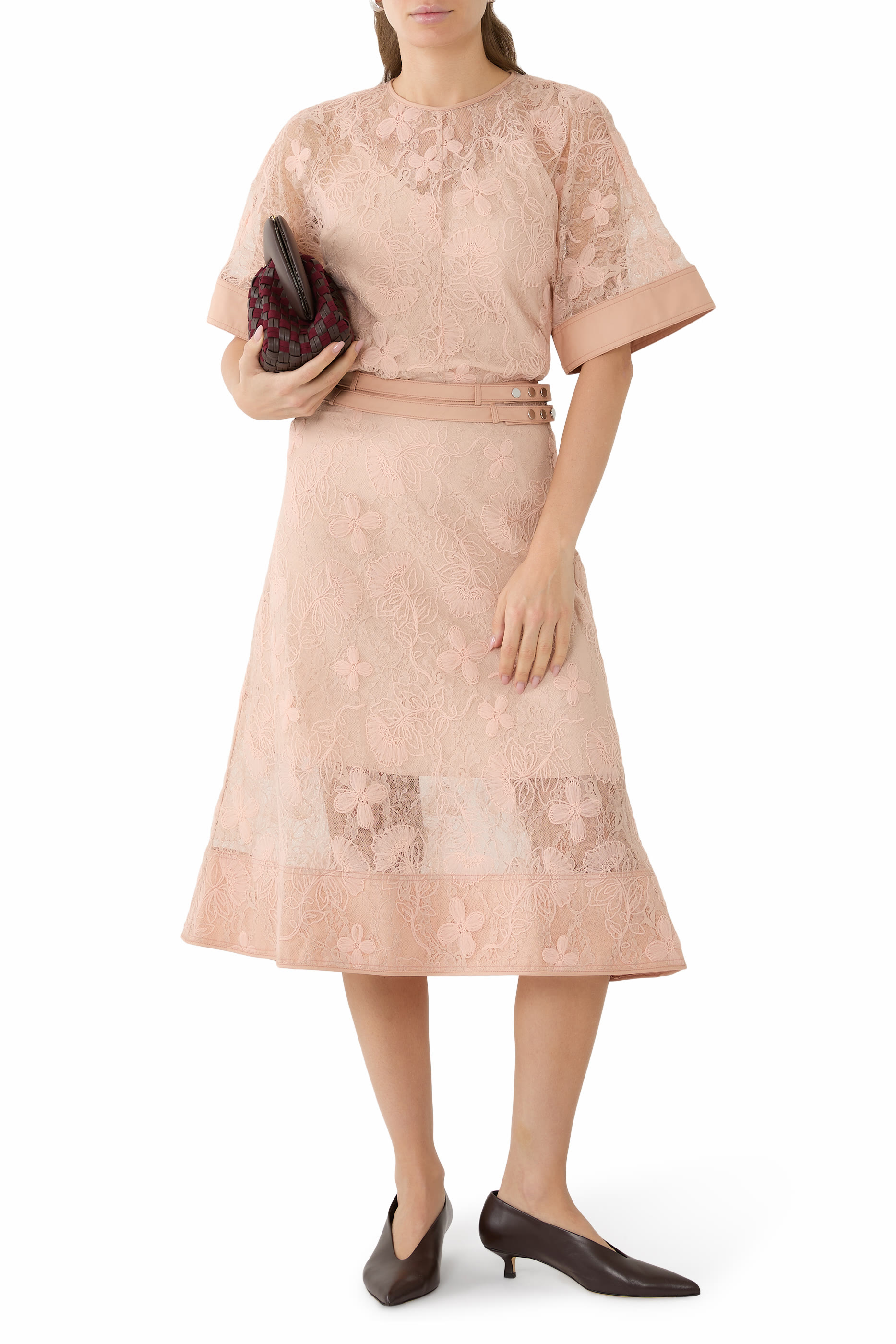 تنورة متوسطة الطول دانتيل بنقشة زهور