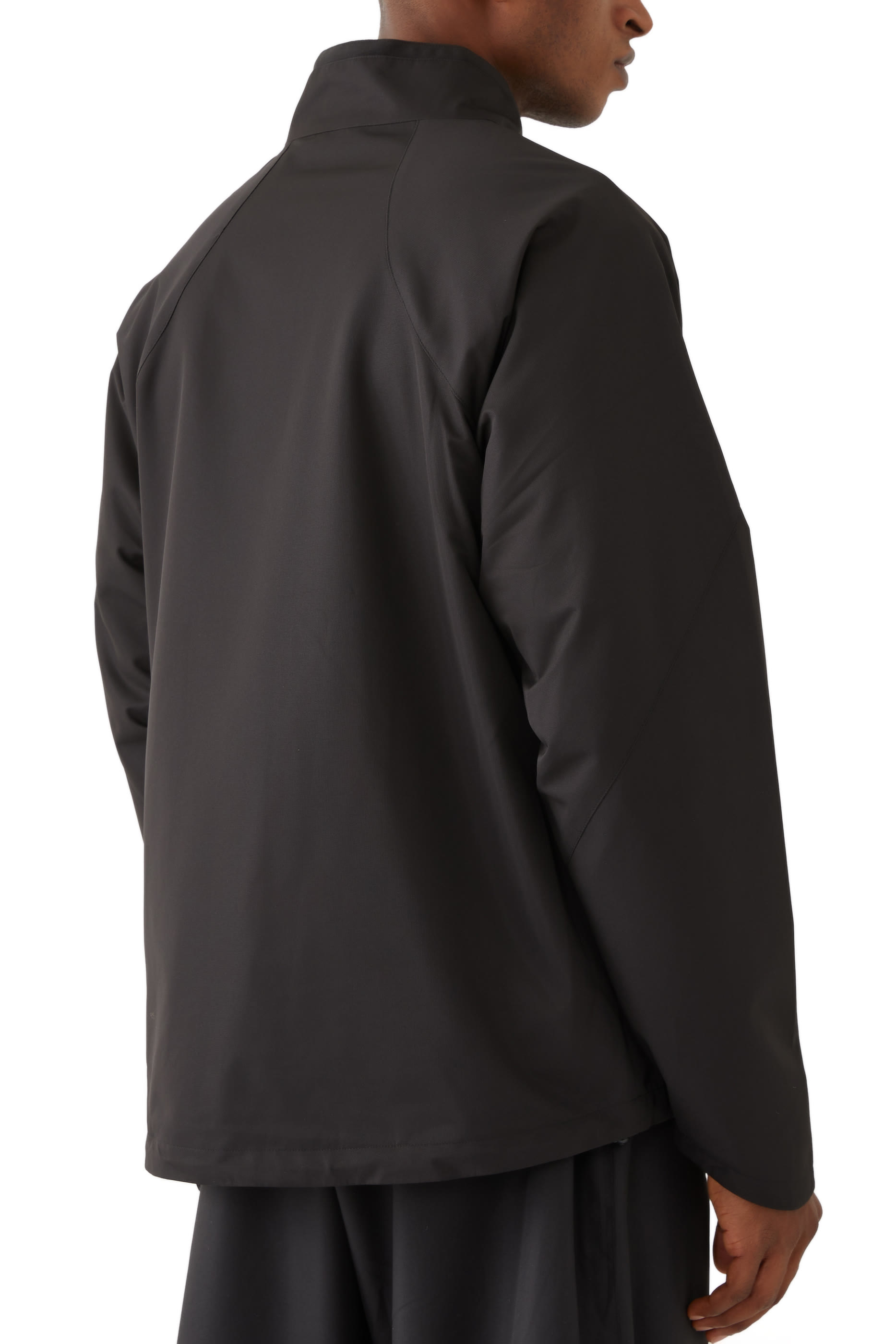 جاكيت رياضي بسحاب امامي