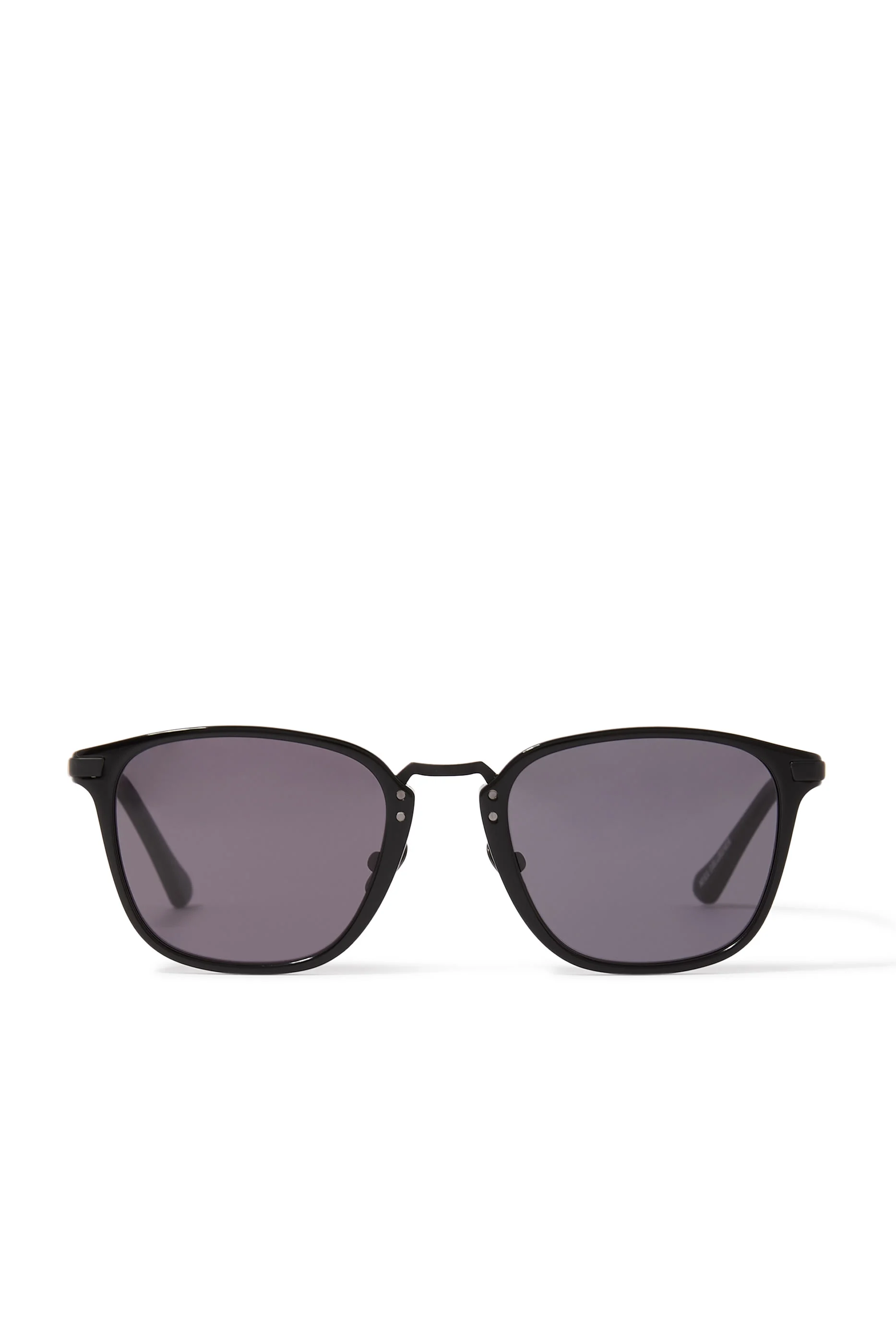 نظارة شمسية تشيلترن