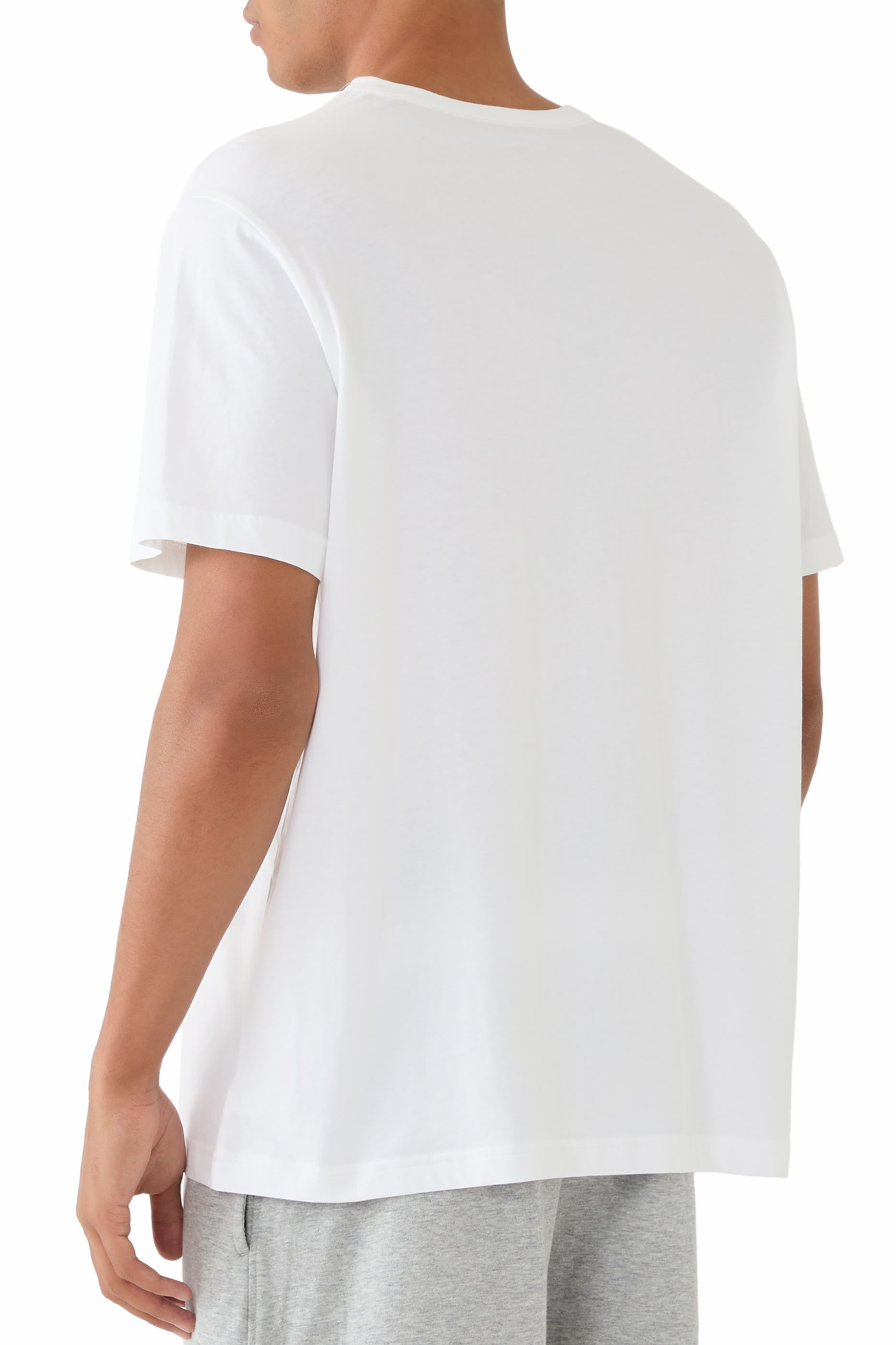 تيشيرت بياقة ضيقة قطن