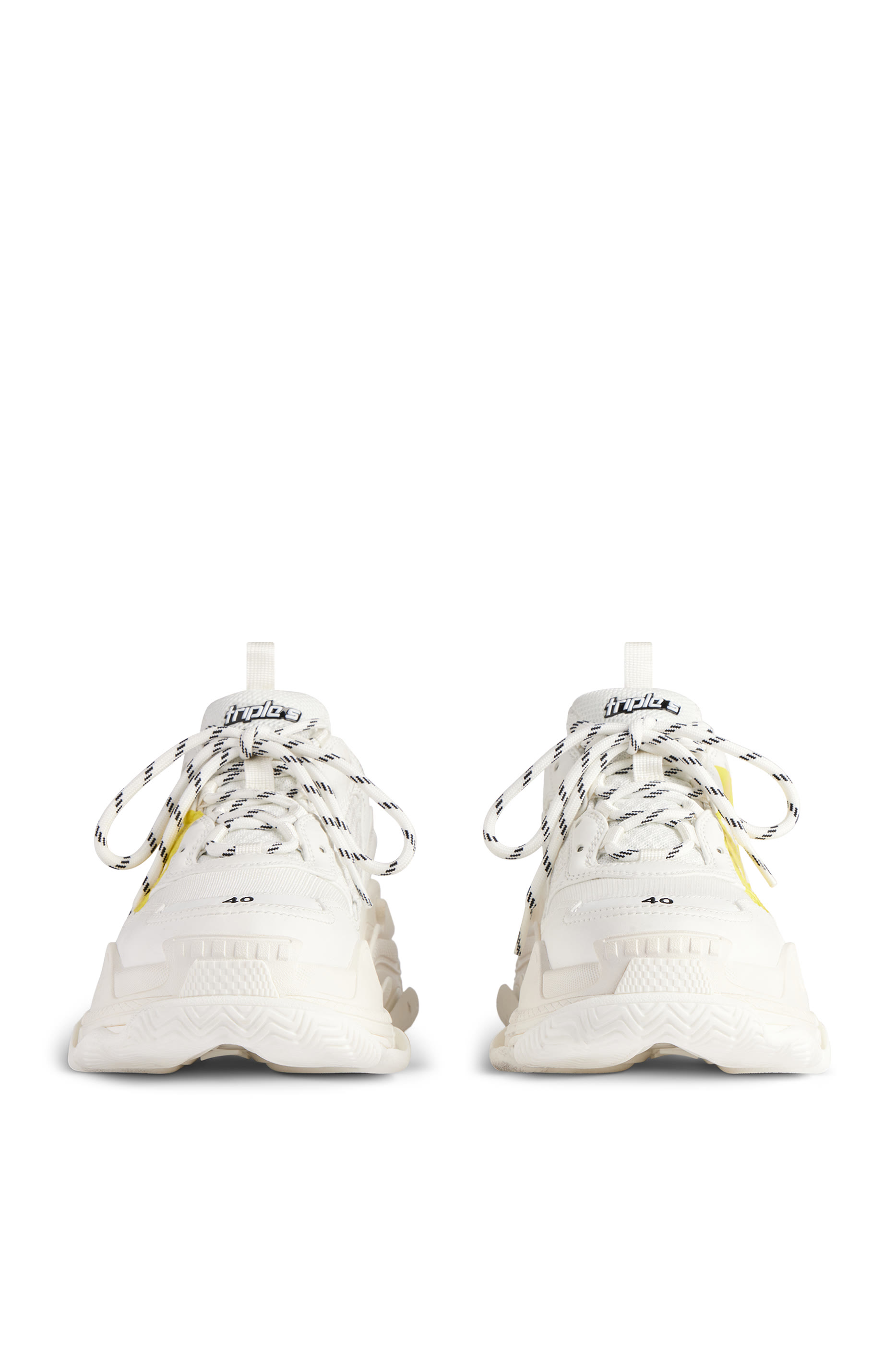 سنيكرز تريبل إس تايب بأشرطة