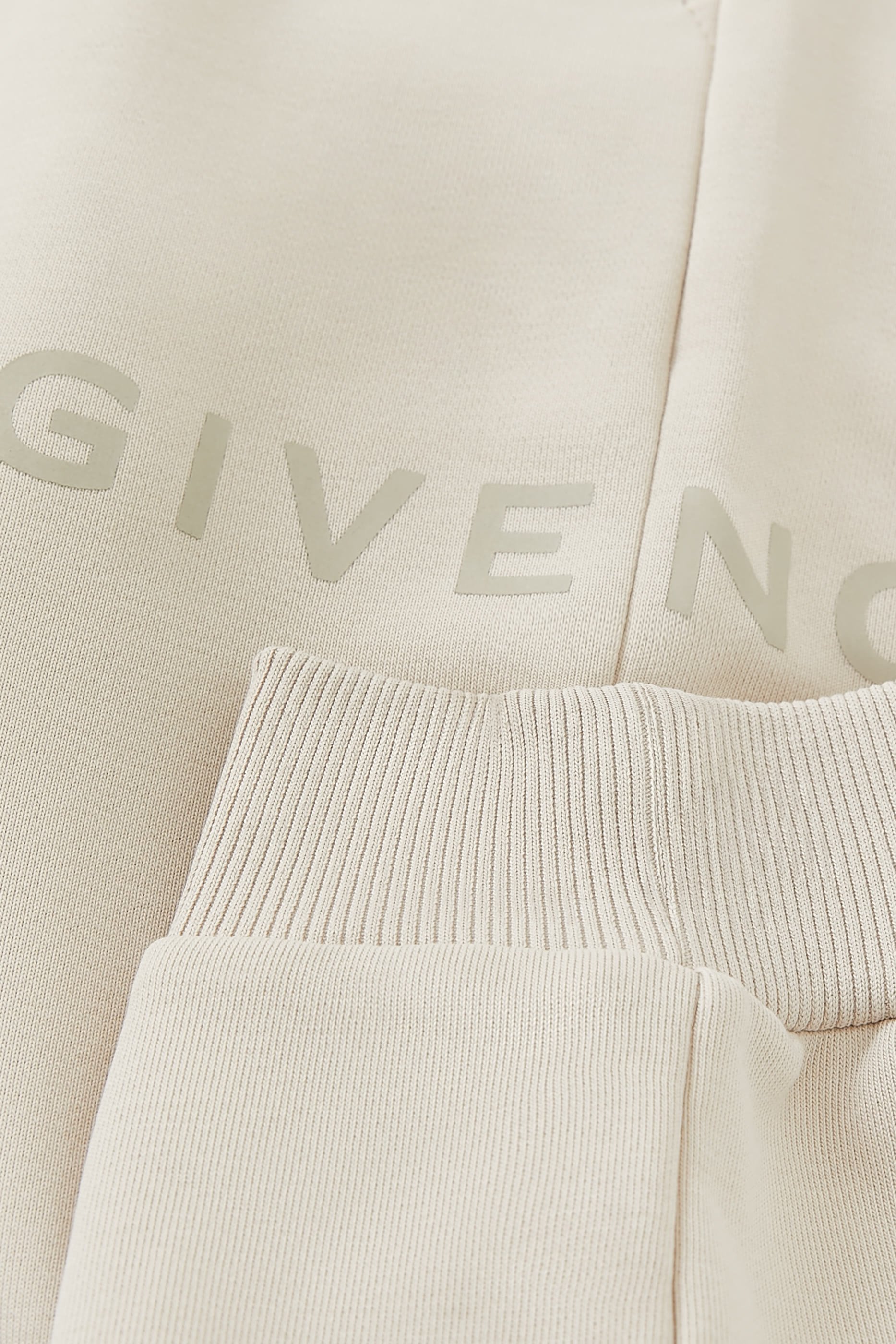 بنطال رياضي بشعار الماركة للأطفال