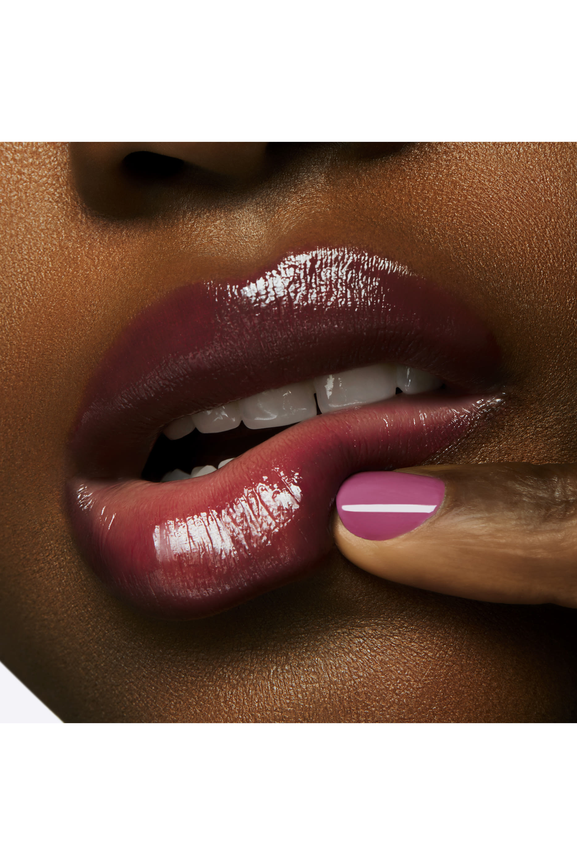 مرطب شفاه جلو بلاي درجة فلورال كورال