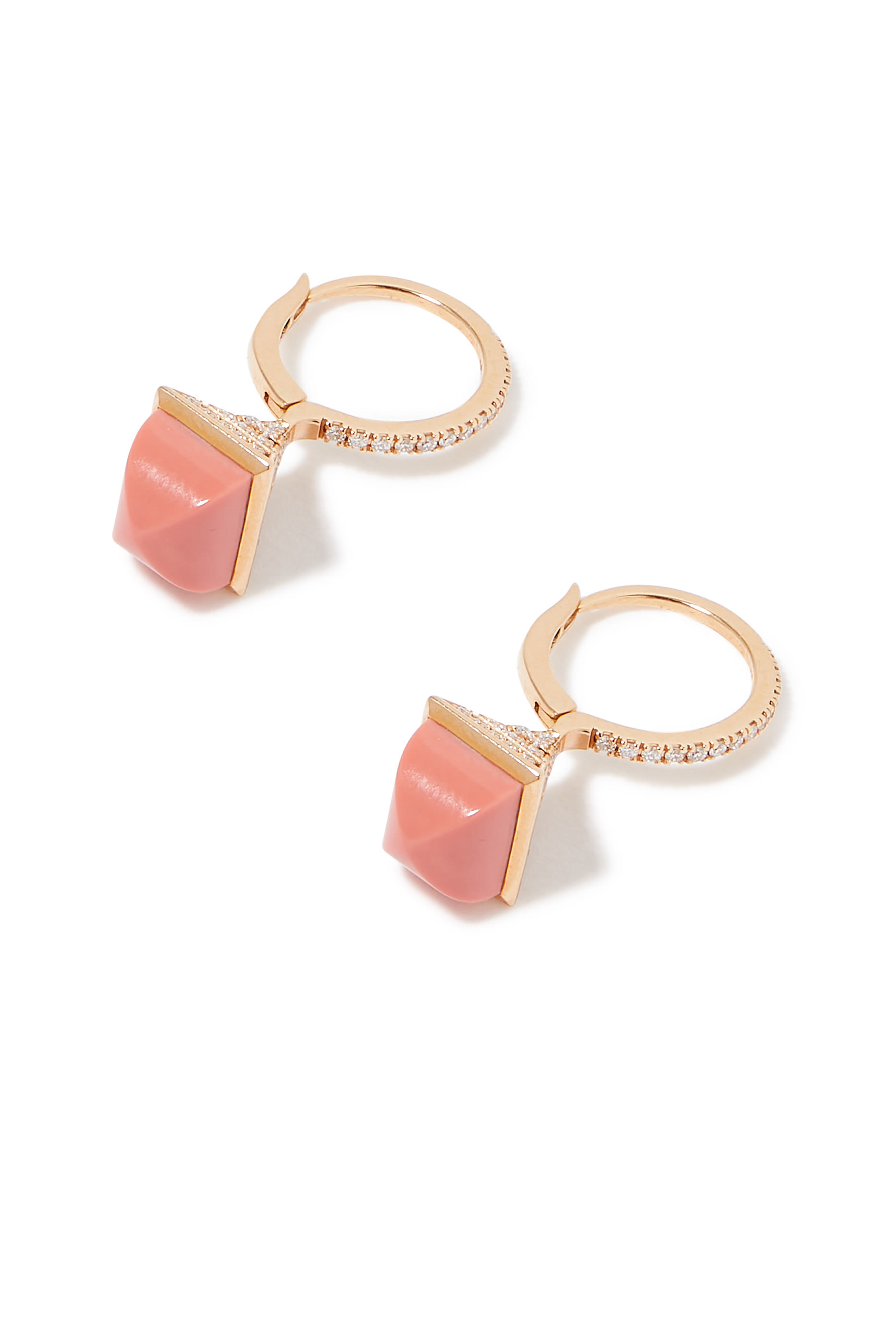 أقراط كليو ريف متوسطة متدلية مرصعة بالماس والمرجان الوردي ذهب وردي عيار 18