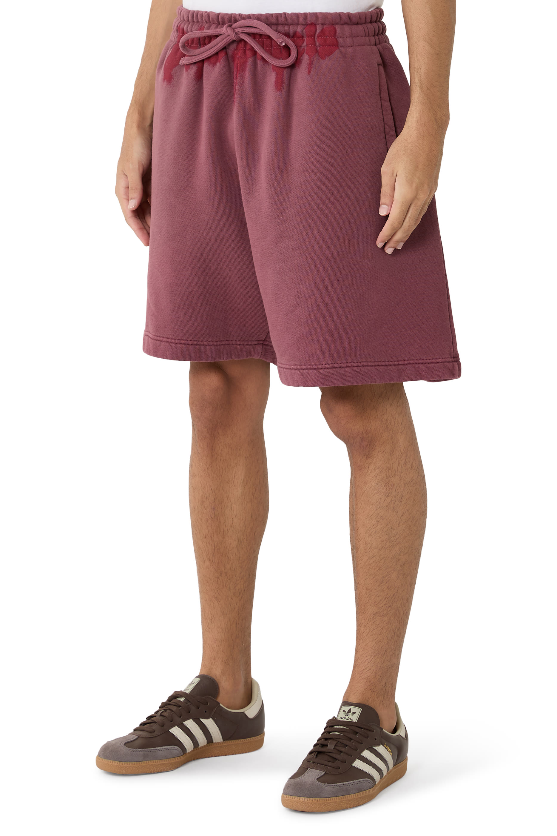 شورت رياضي بخصر مزين بشعار الماركة