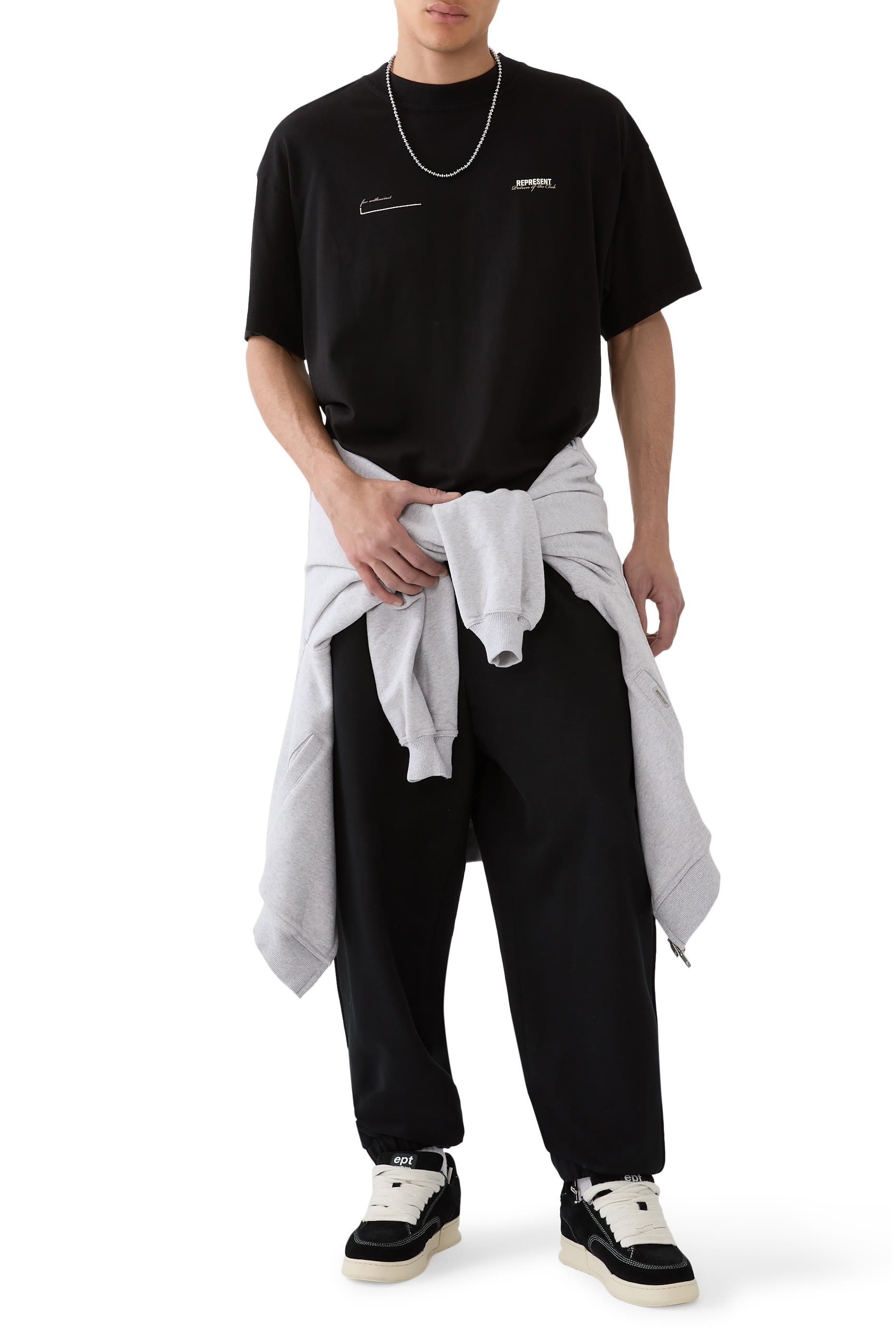 تيشيرت بشعار باترون اوف ذا كلوب