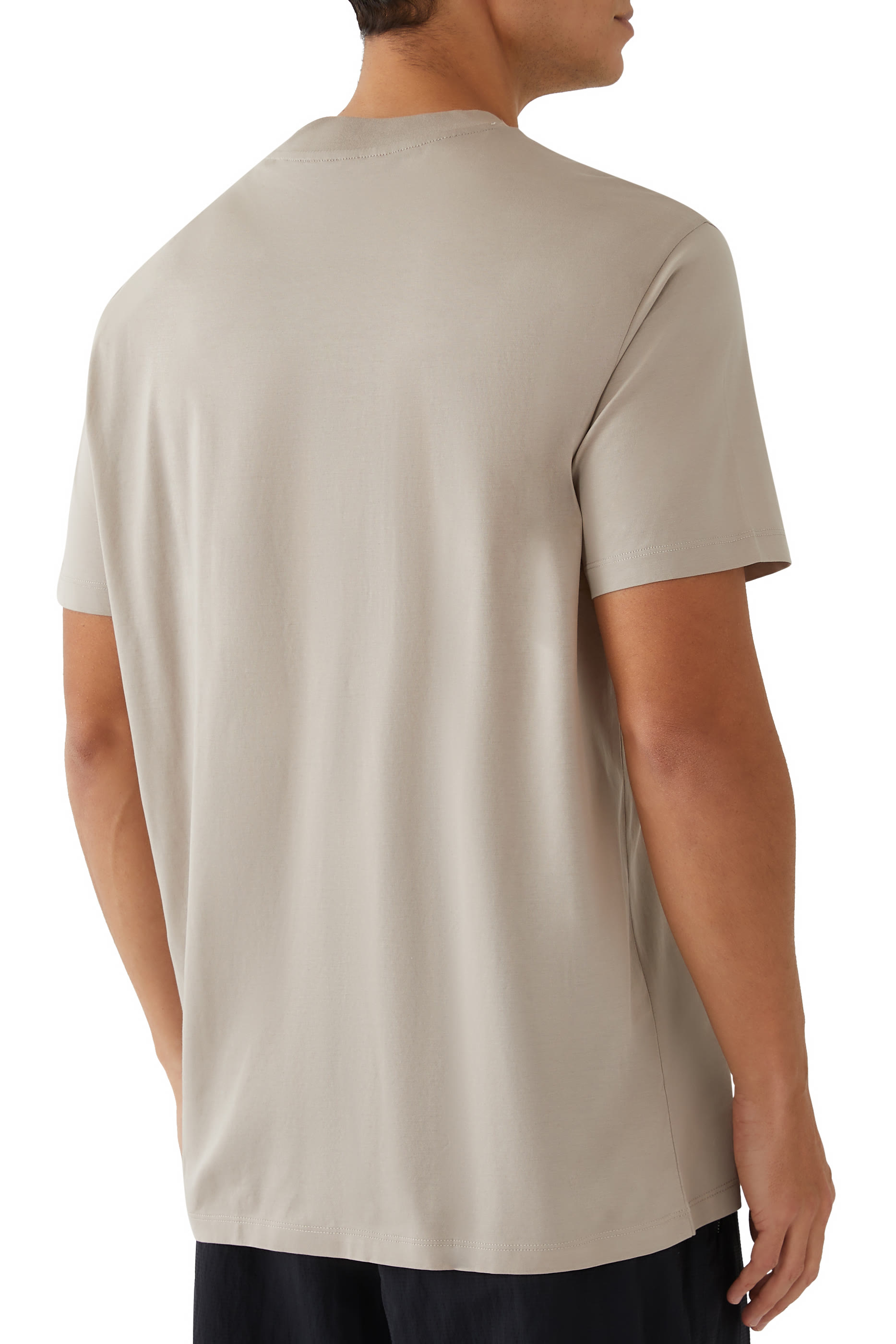 تيشيرت بشعار الماركة جيرسيه