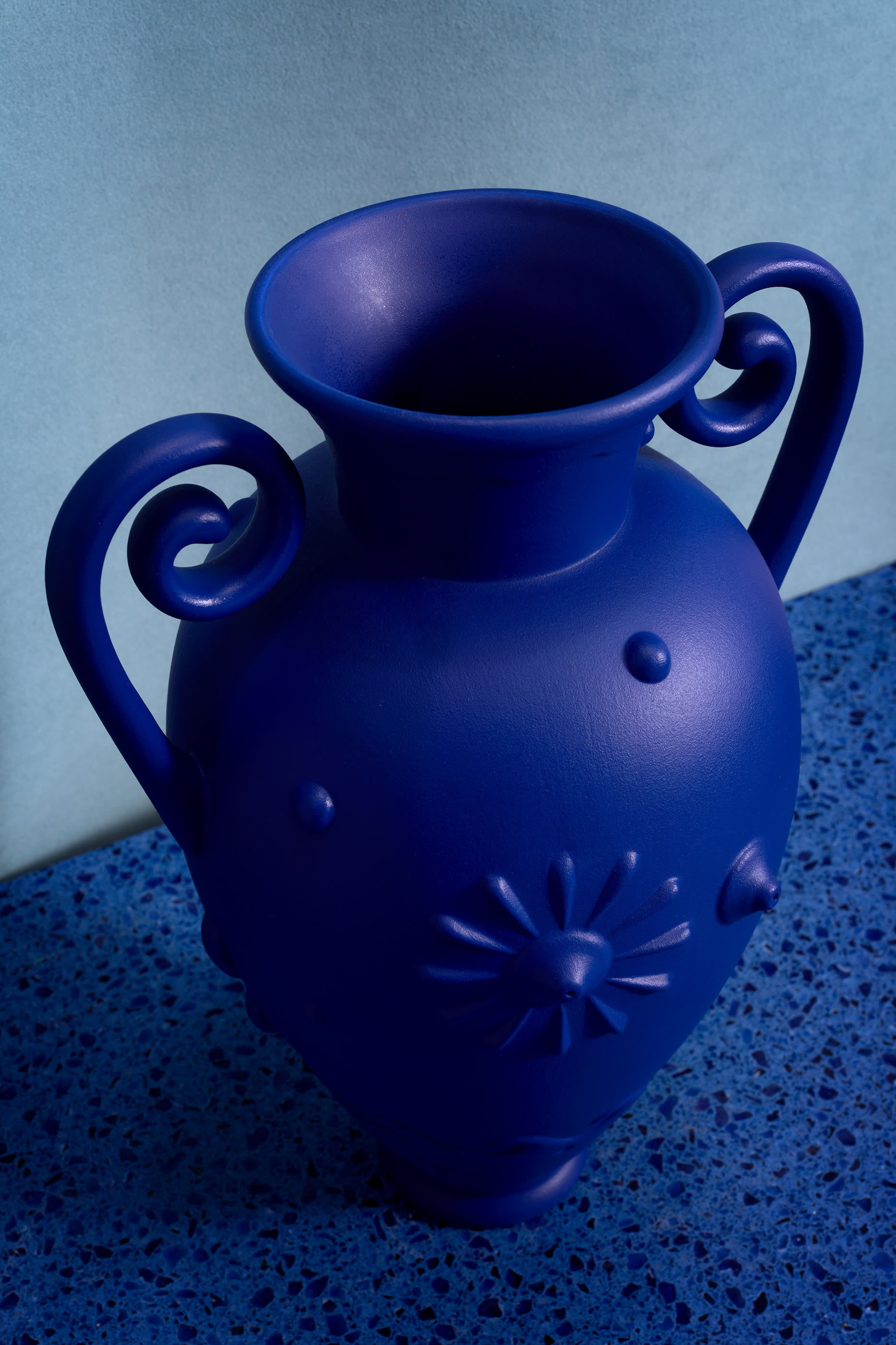 مزهرية بانثيون بيرسيفوني أمفورا