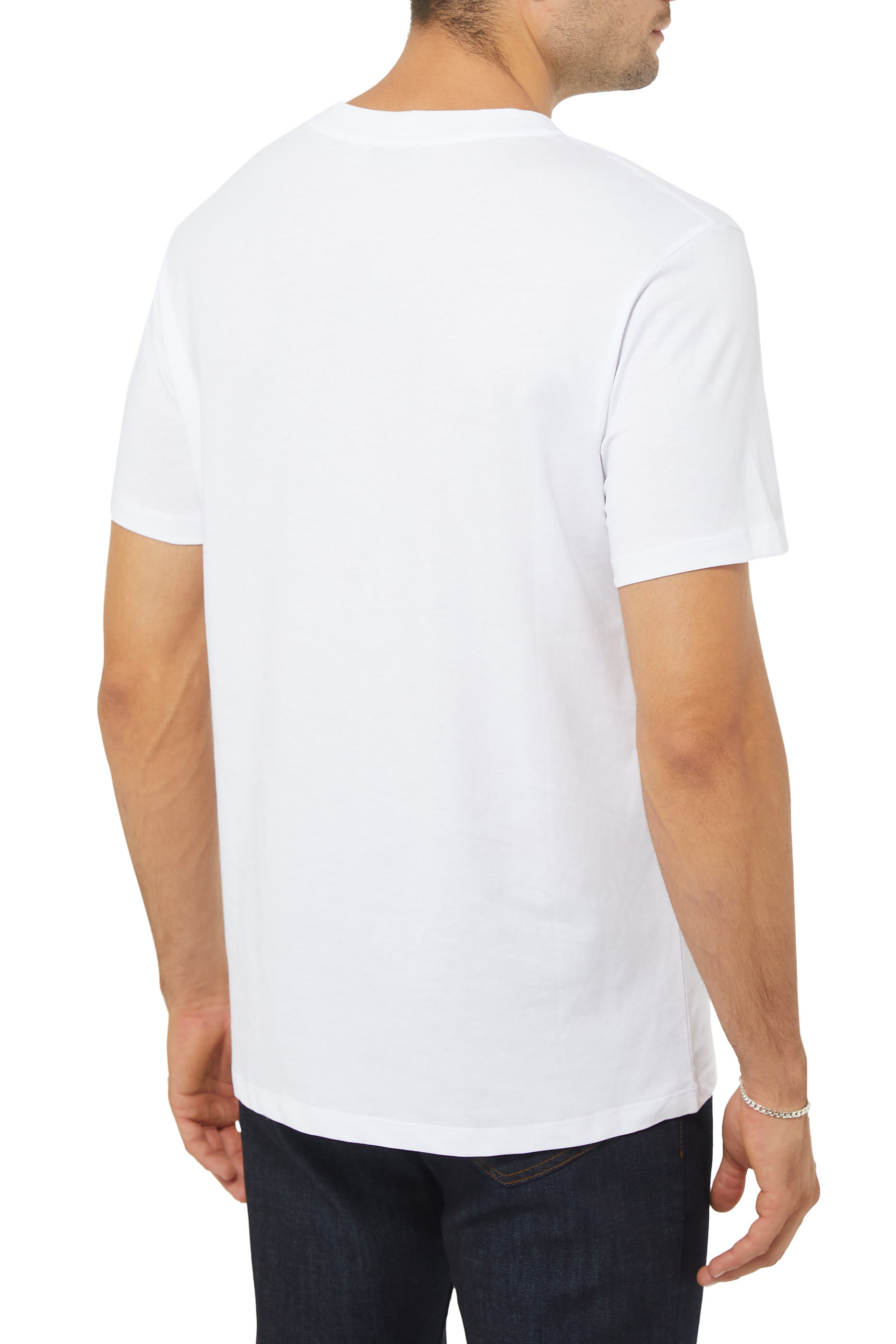 تي شيرت قطن بحروف الماركة