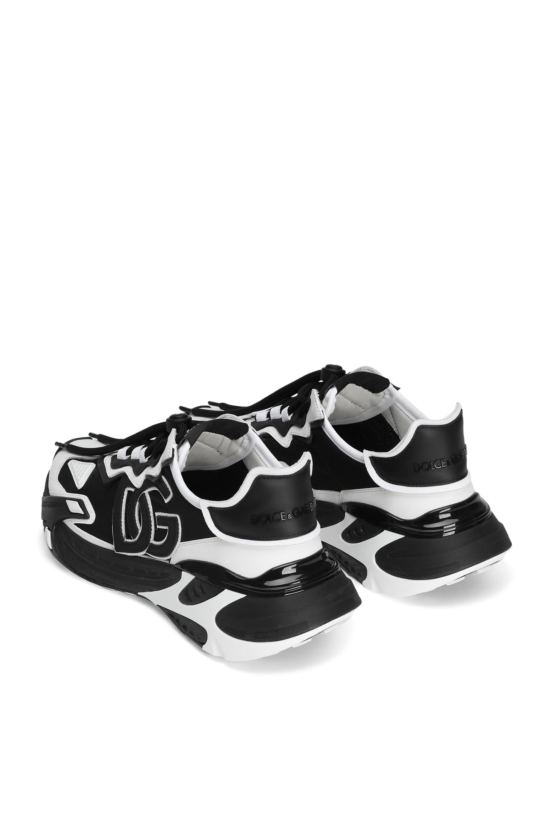 سنيكرز دايماستر