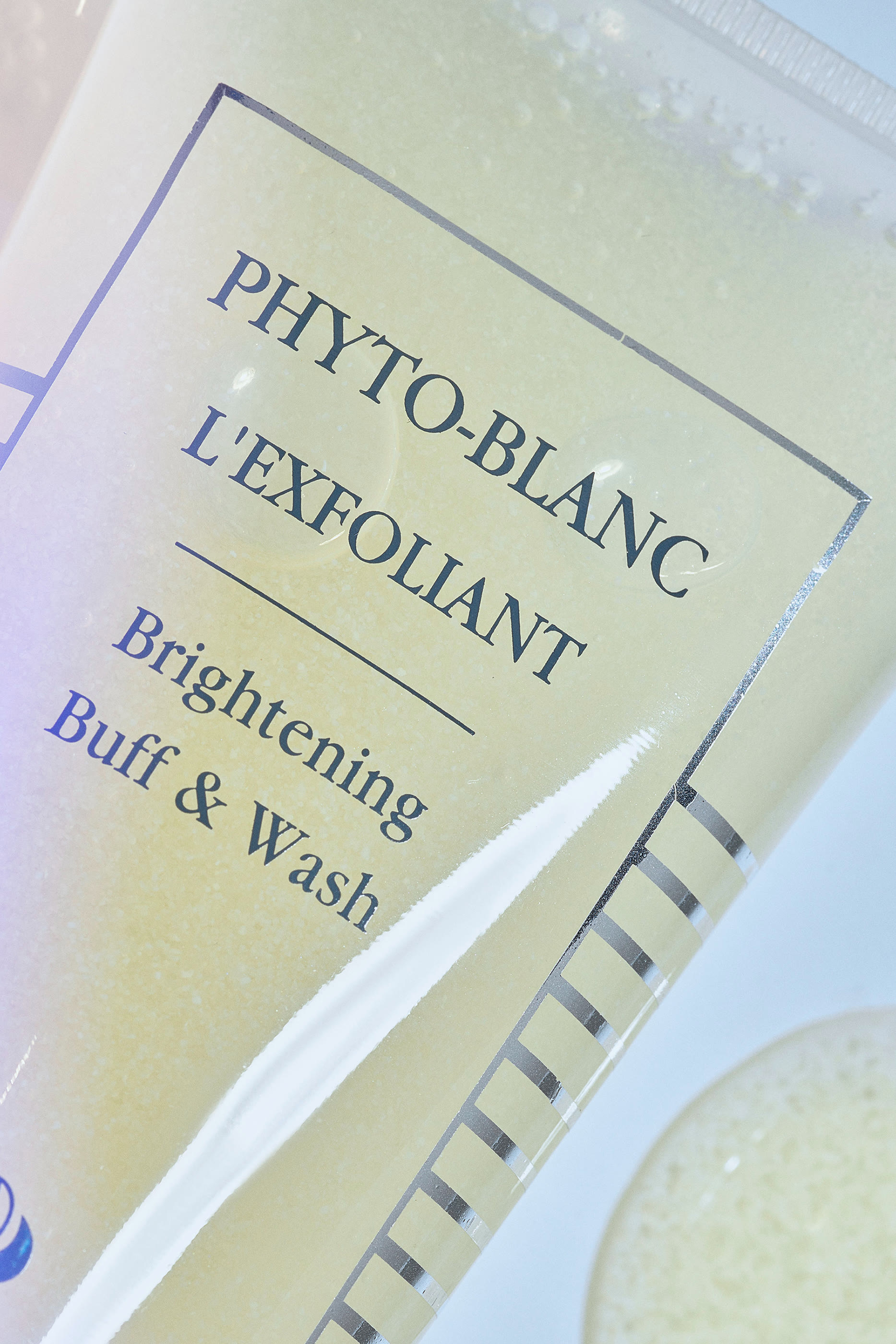 غسول فيتو بلانك للتقشير والتفتيح